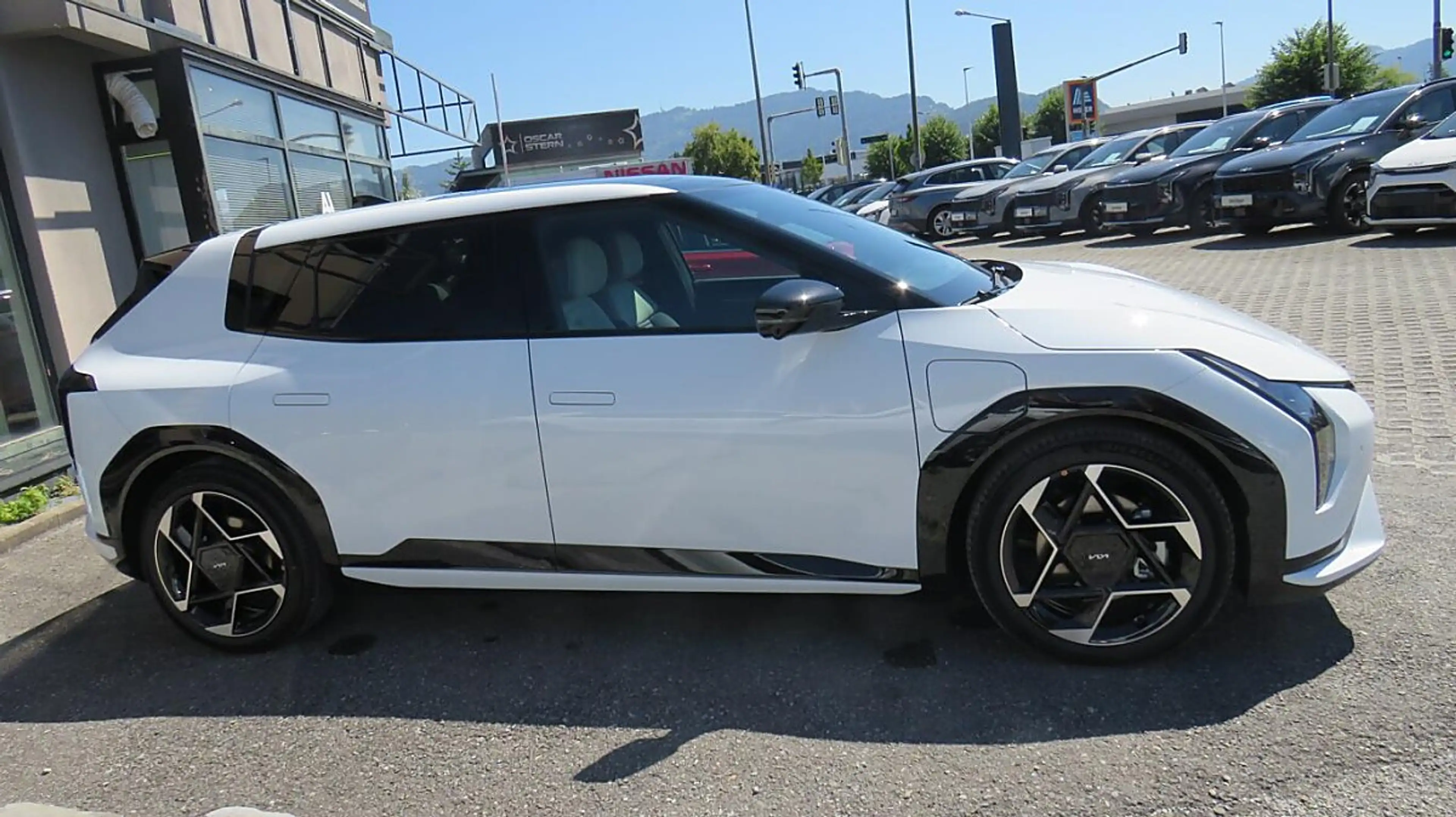 Kia EV4 Elektro 81,4 kWh — photo 8