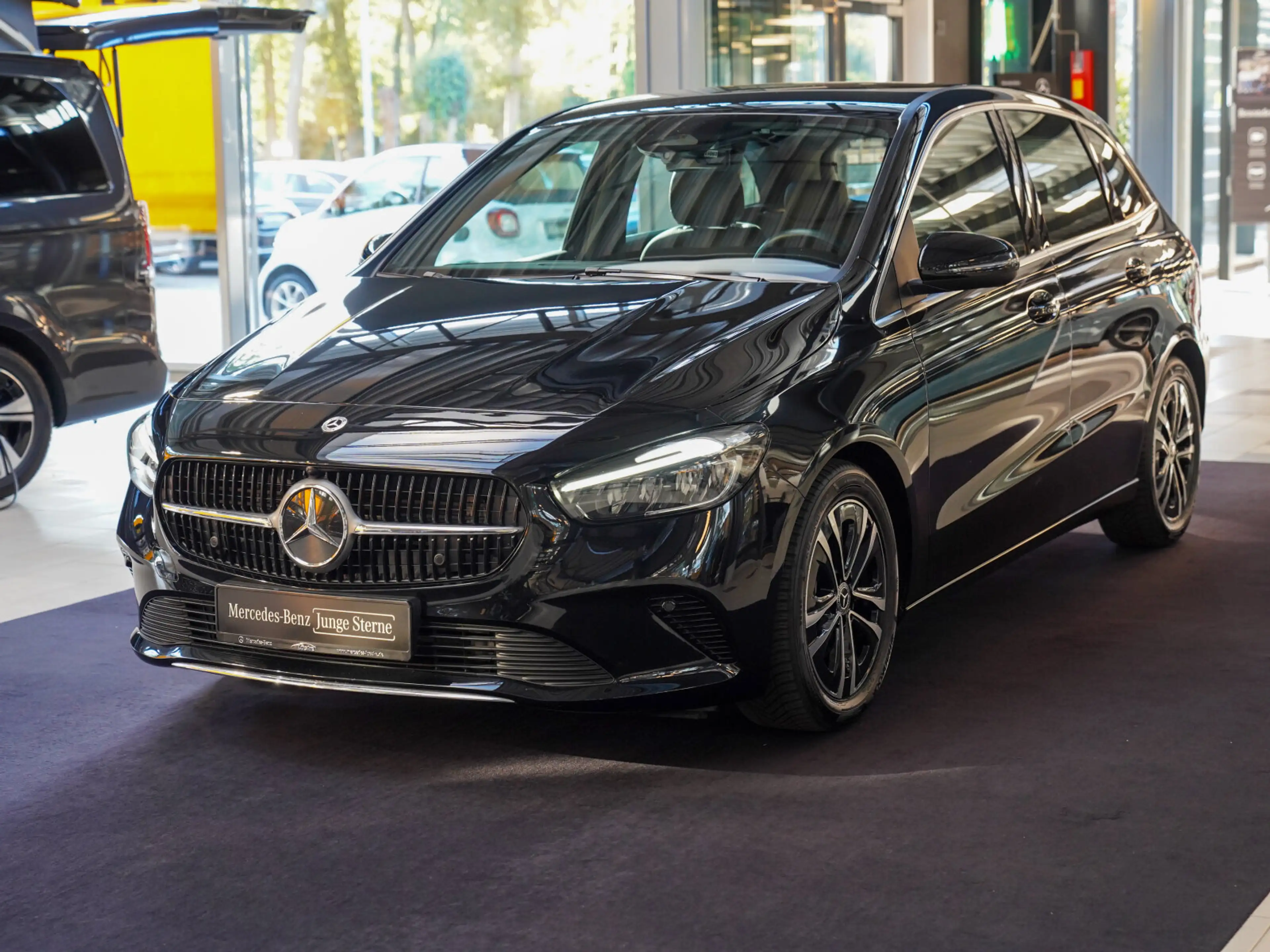 Mercedes-Benz B 200 d Progressive Anhängevorrichtung CarPlay — photo 8