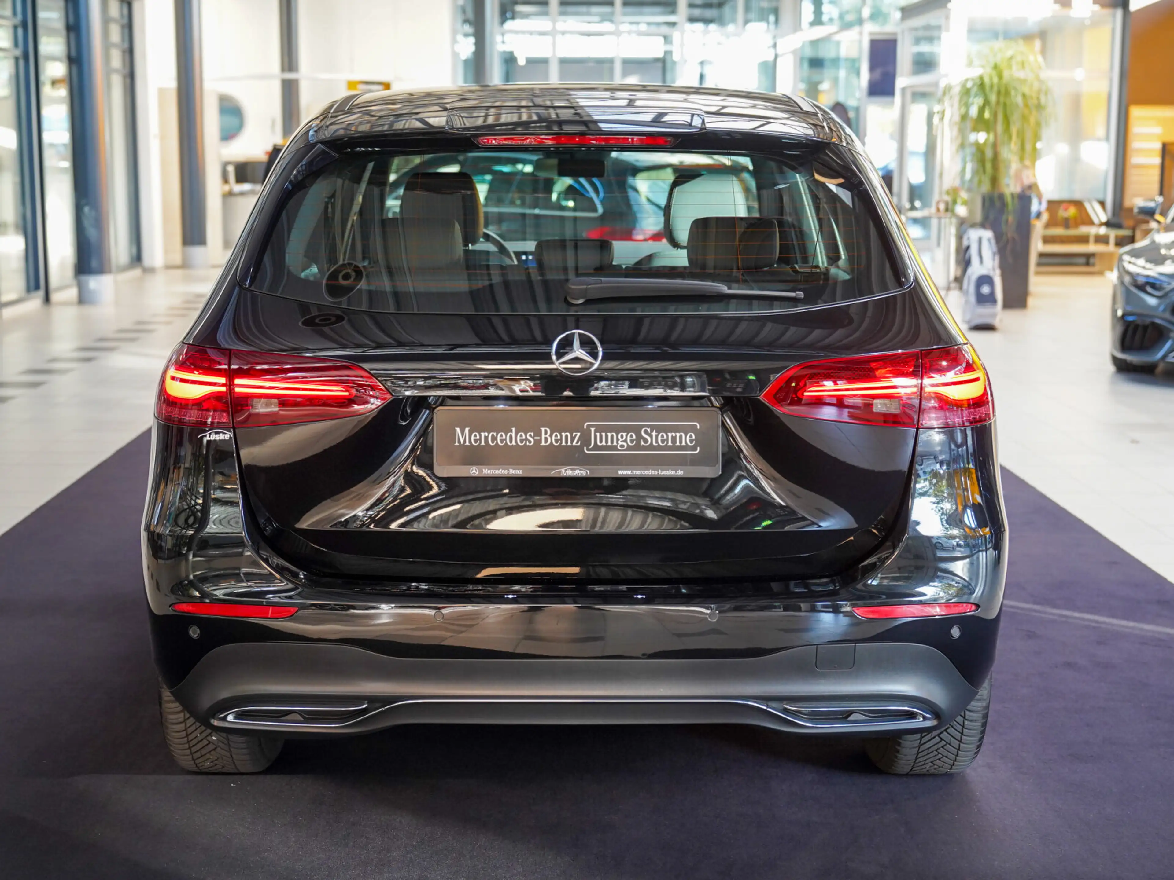 Mercedes-Benz B 200 d Progressive Anhängevorrichtung CarPlay — photo 4
