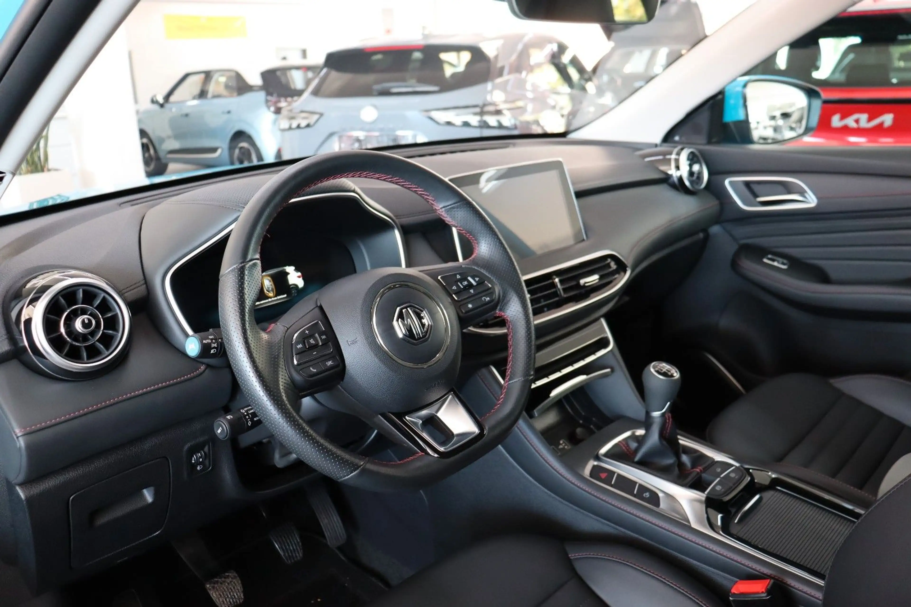 MG HS 1.5 Luxury Leder Navi SHZ ACC E.Heck SOFORT — photo 7