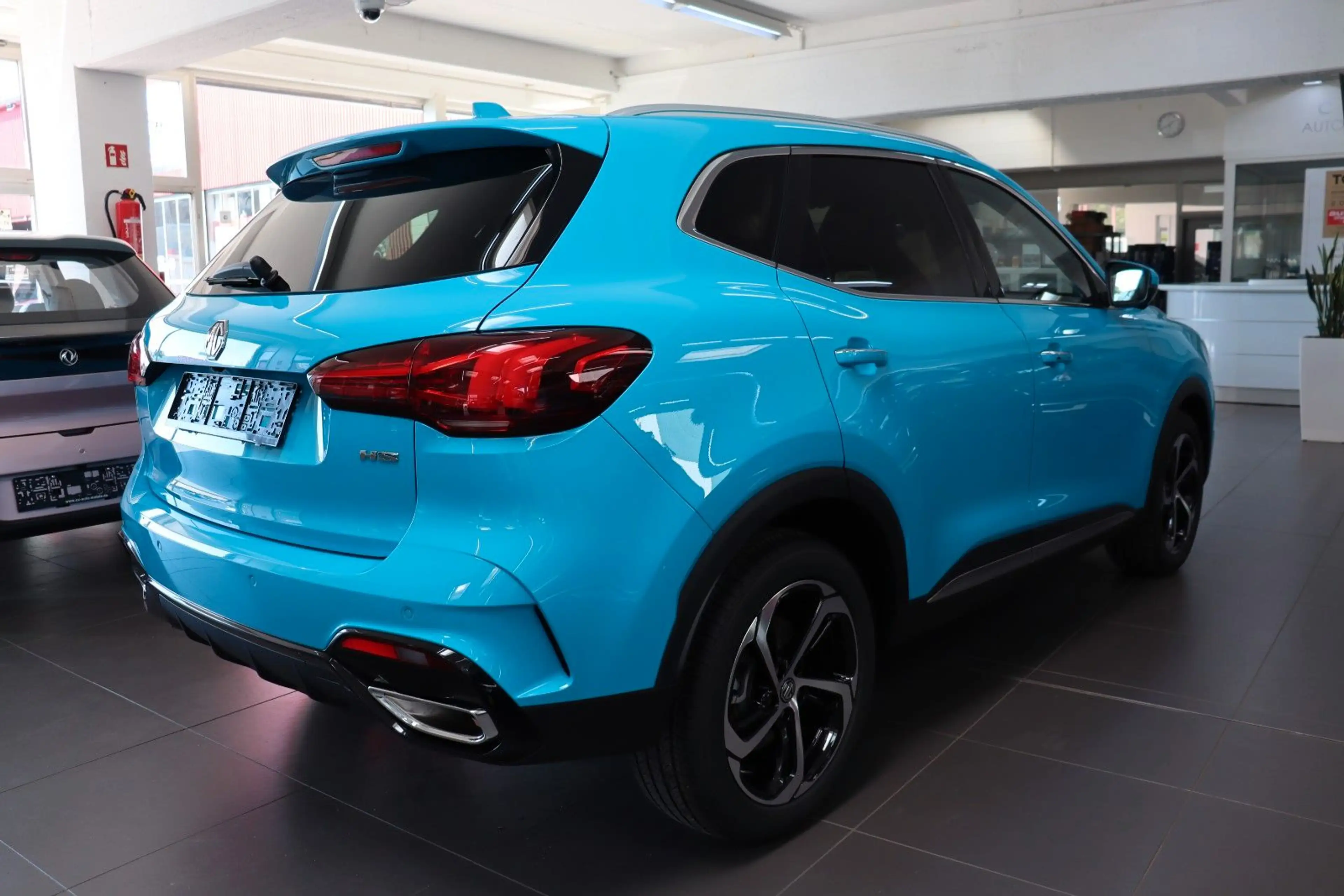 MG HS 1.5 Luxury Leder Navi SHZ ACC E.Heck SOFORT — photo 4