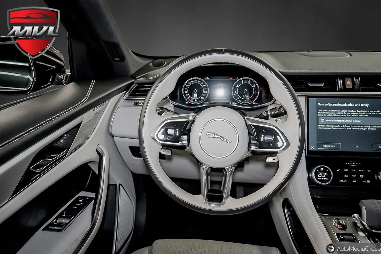 Jaguar F-Pace снимка Jaguar F-Pace