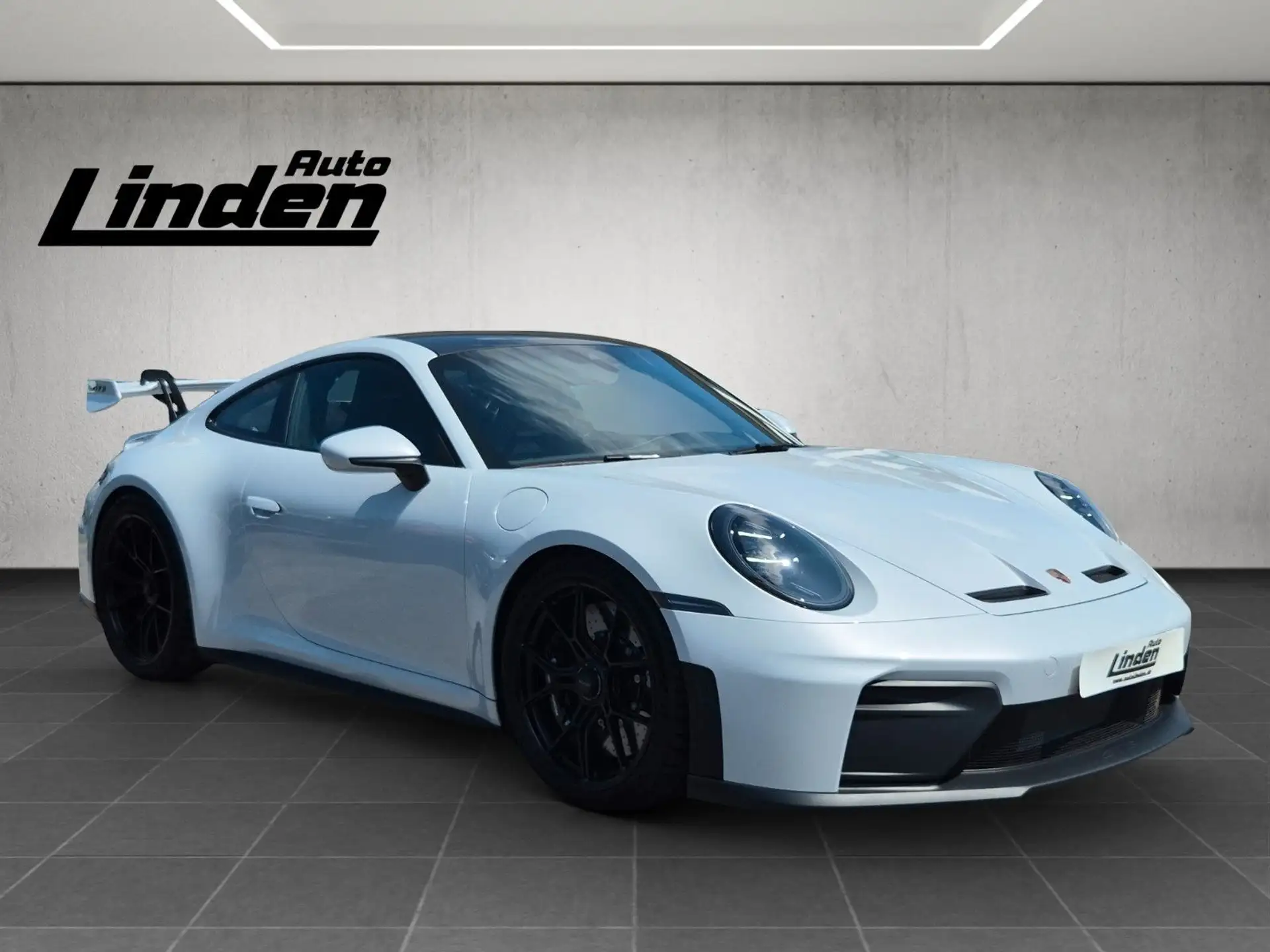 포르쉐 911 GT3 2025 흰색 사진 7