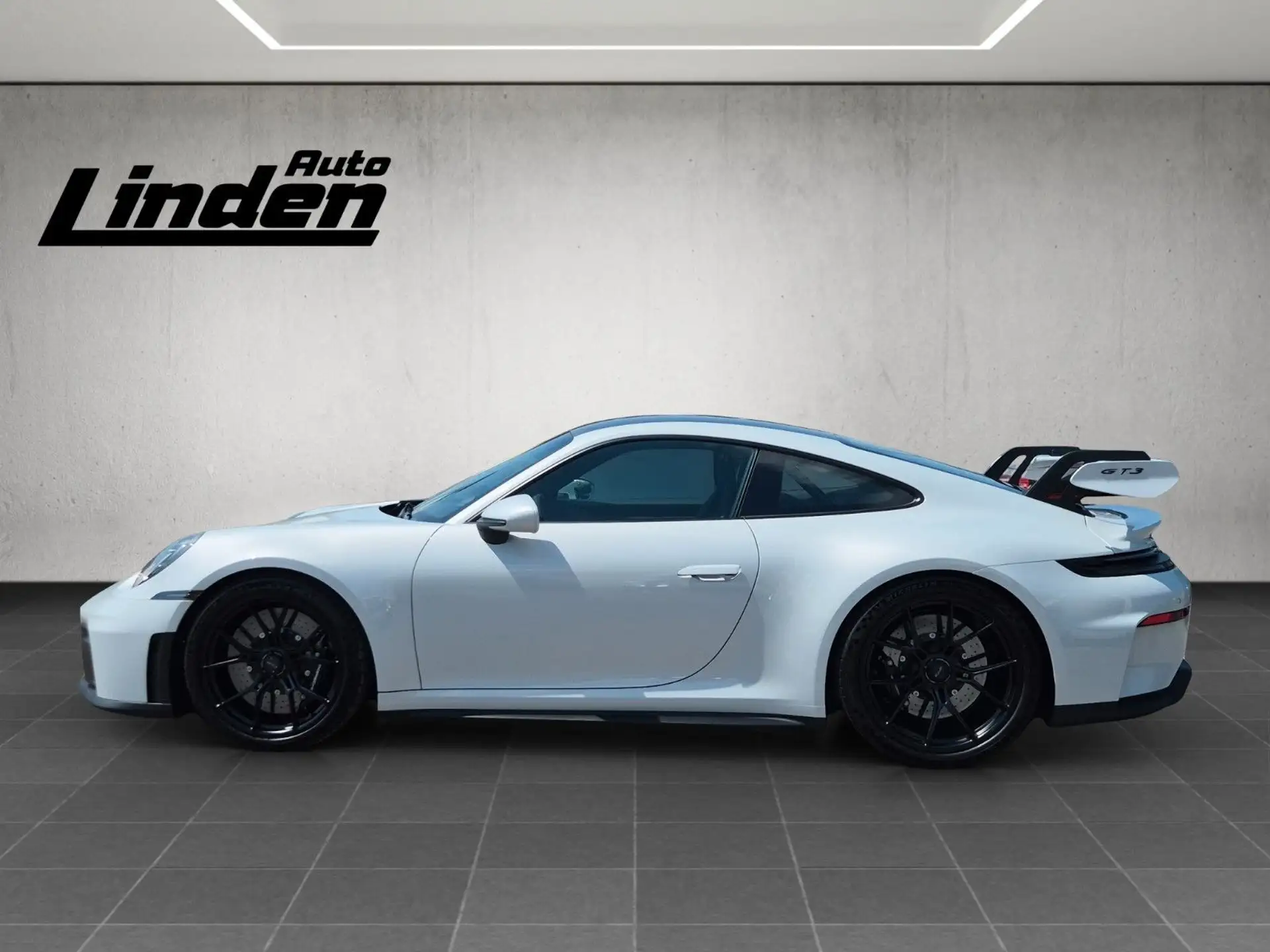 포르쉐 911 GT3 2025 흰색 사진 2