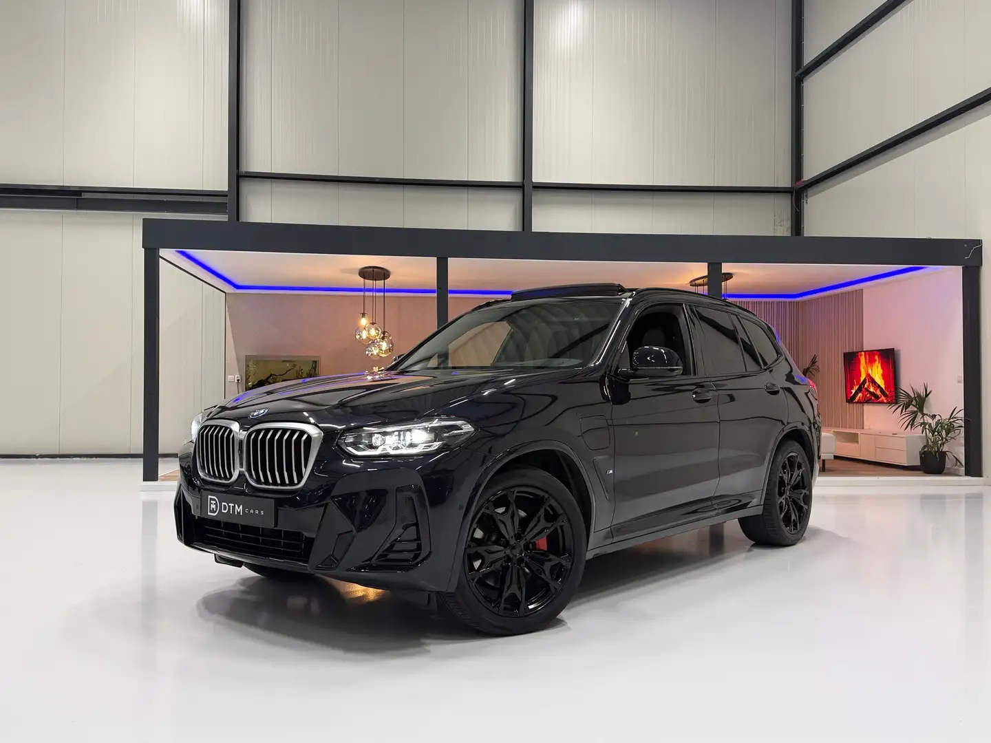 BMW X3 XDrive30e High Exec M Sport Trekhaak 360° Memory L Schwarz - 1