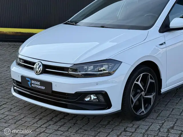 Volkswagen Polo view 6