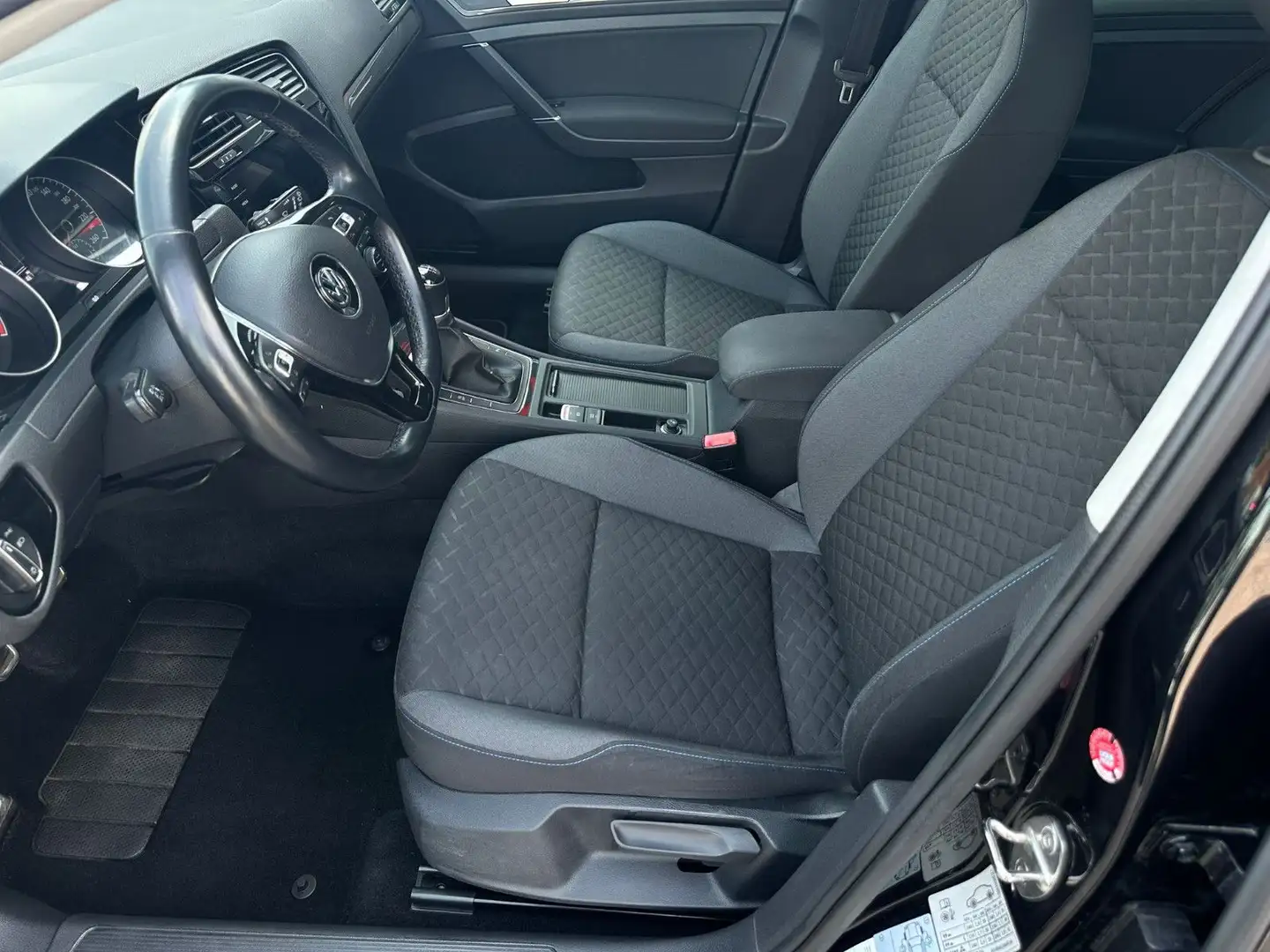 Volkswagen Golf VII 1.6 TDI Variant Join NAV ACC AHK Nero - 2