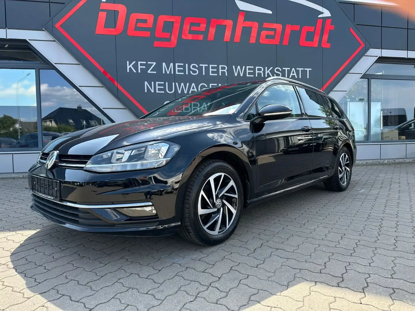 Volkswagen Golf VII 1.6 TDI Variant Join NAV ACC AHK Nero - 1