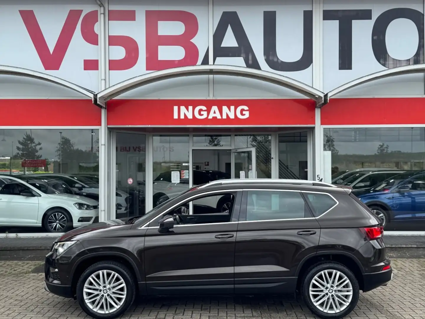 SEAT Ateca 1.4 TSI xCELLENCE AUT. 150PK LED LEER PANO-DAK CAM Marrón - 2
