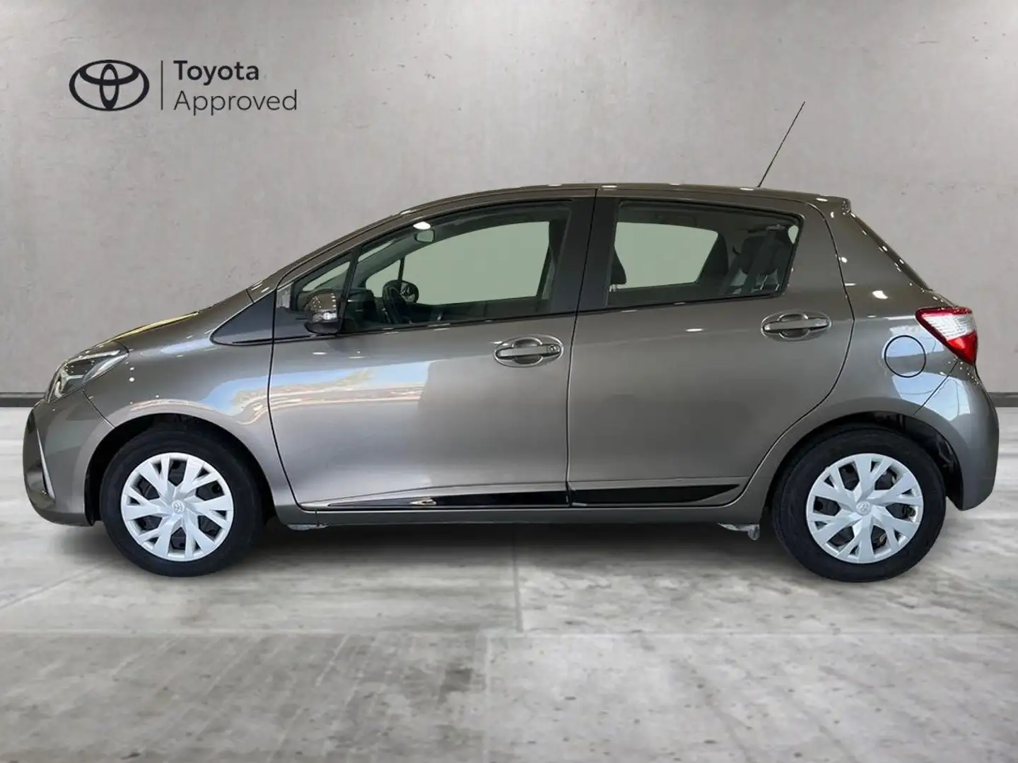 Toyota Yaris Yaris 5p 1.0 Active my18 Bronzo - 2