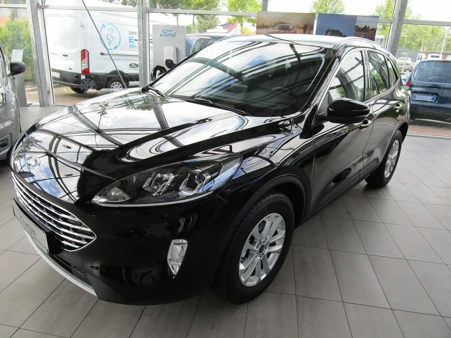 Ford Kuga 1.5 EB TITANIUM/ACC/TWA/Navi/DAB+/WP Schwarz - 2