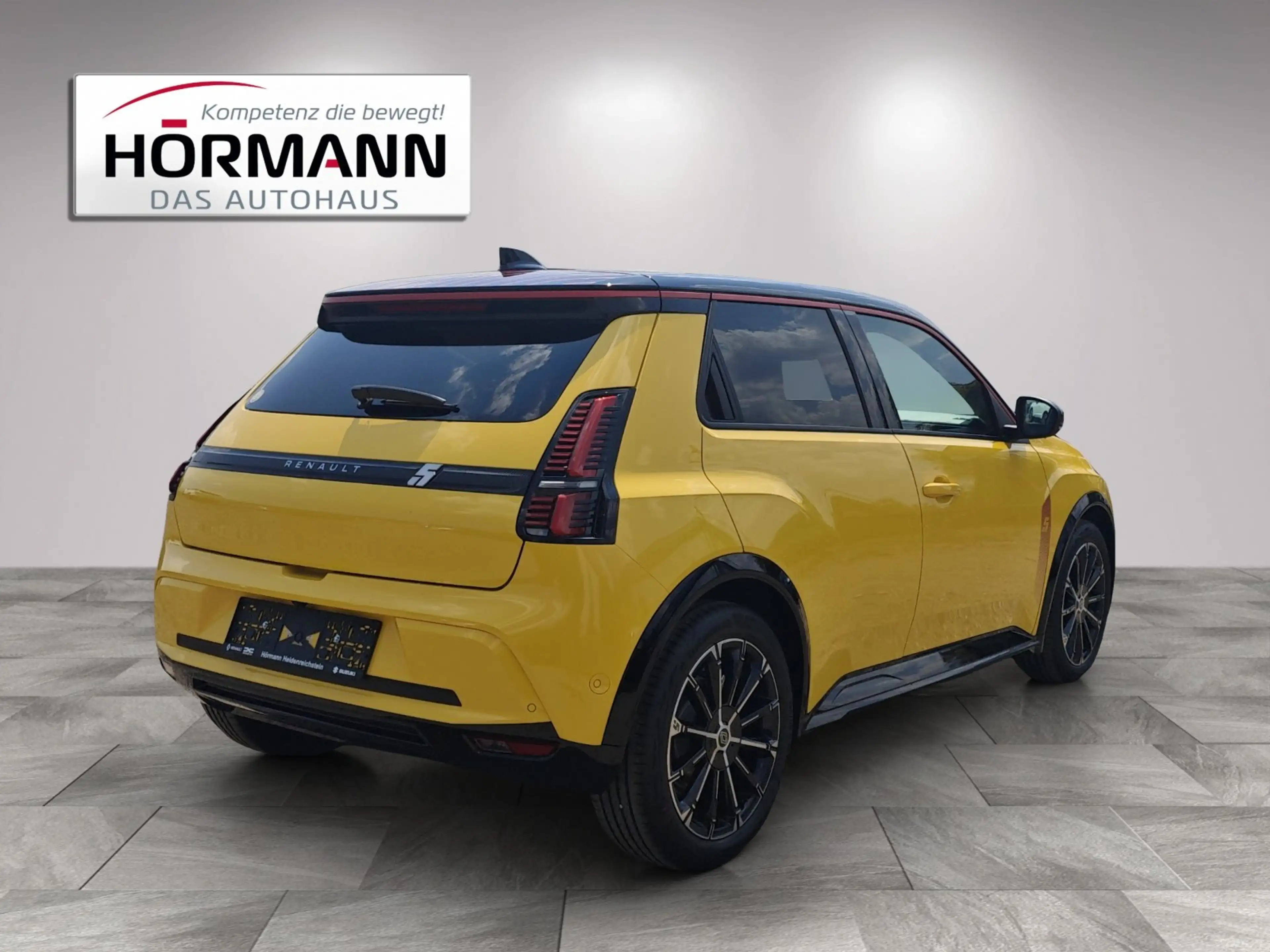 Renault R 5 E-Tech 150 PS 52kWh Comfort Range Iconic Five — photo 5