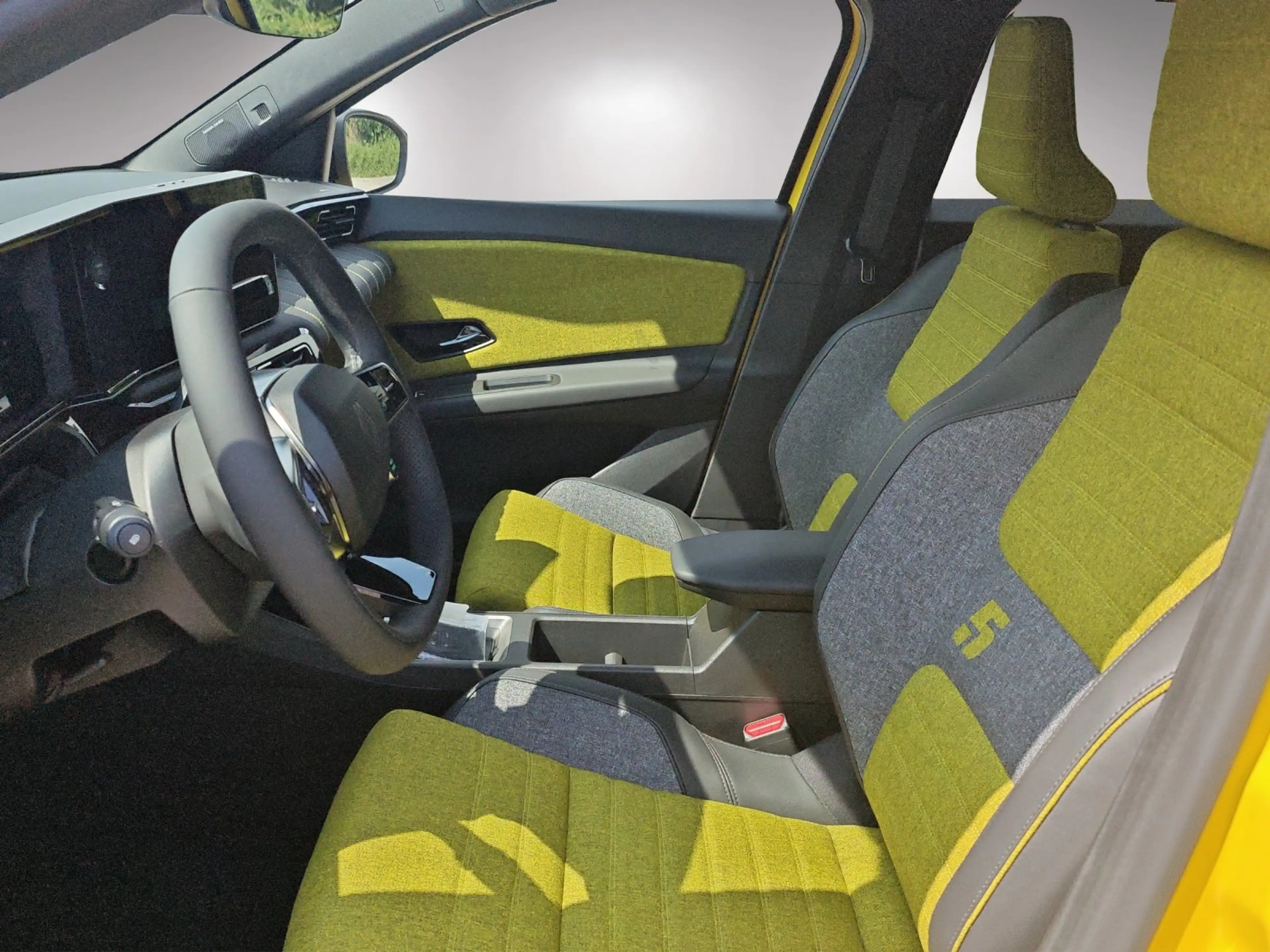 Renault R 5 E-Tech 150 PS 52kWh Comfort Range Iconic Five — photo 9