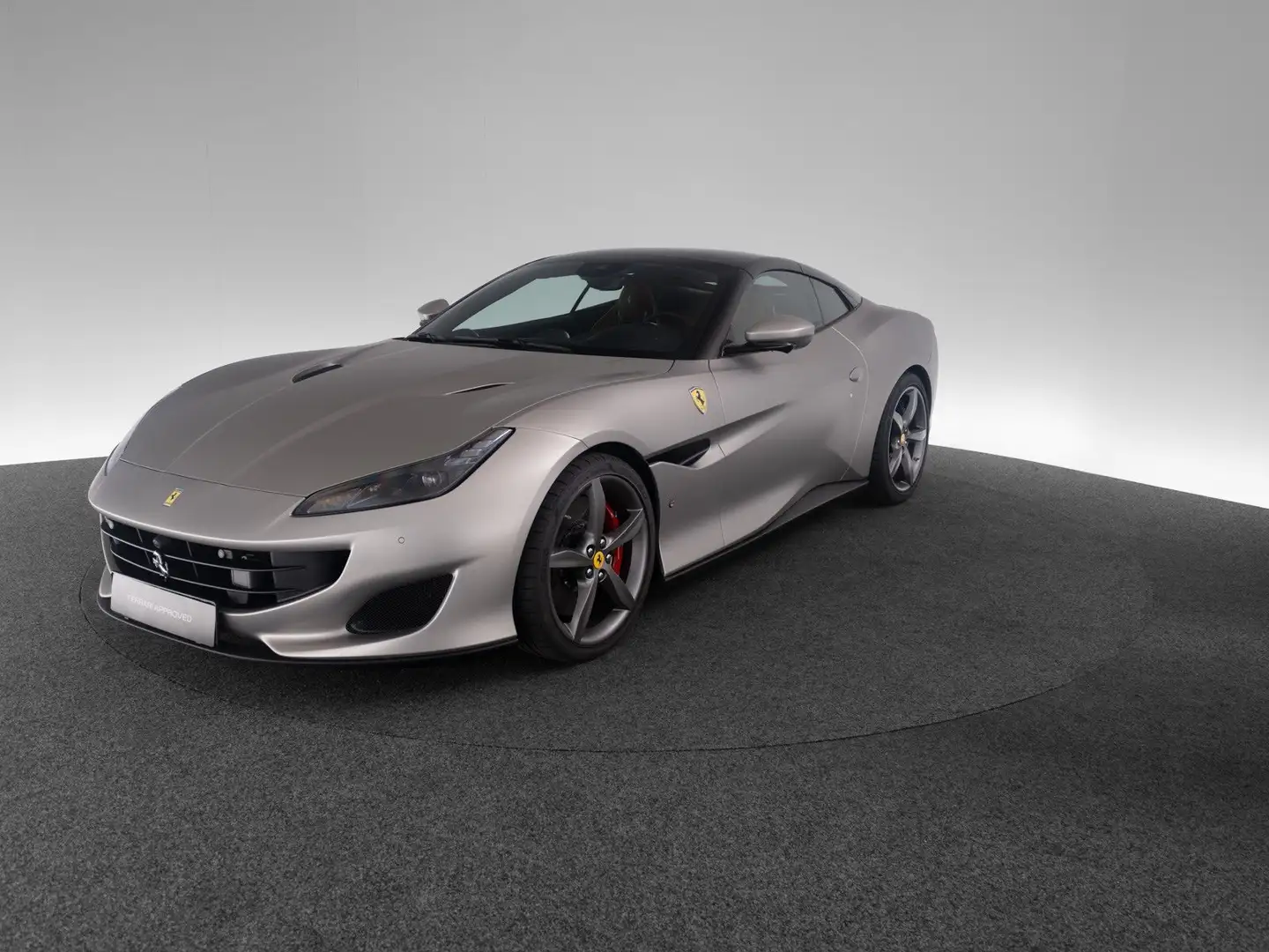 Ferrari Portofino Ferrari Singen Сірий - 1