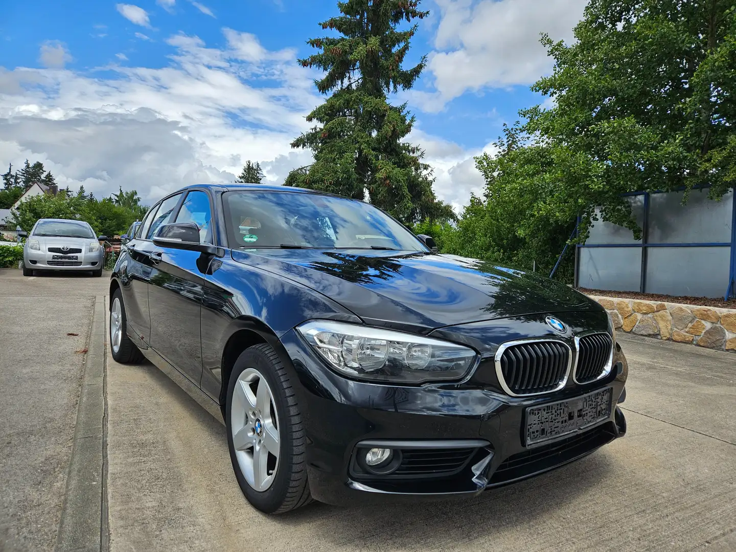 BMW 118 118 d Advantage Czarny - 1