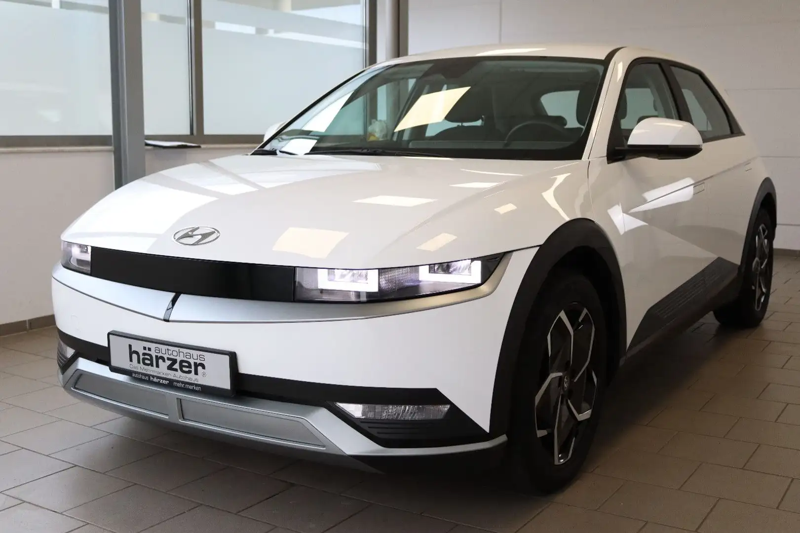 Hyundai IONIQ 5 58kWh *LED*NAV*RFK*SHZ*AAC*Lenkradhz*ACC Blanc - 2
