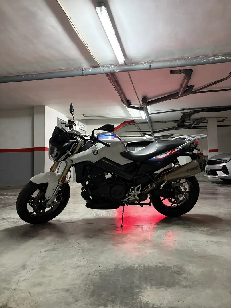 BMW F 800 R Akrapovic Blanco - 1