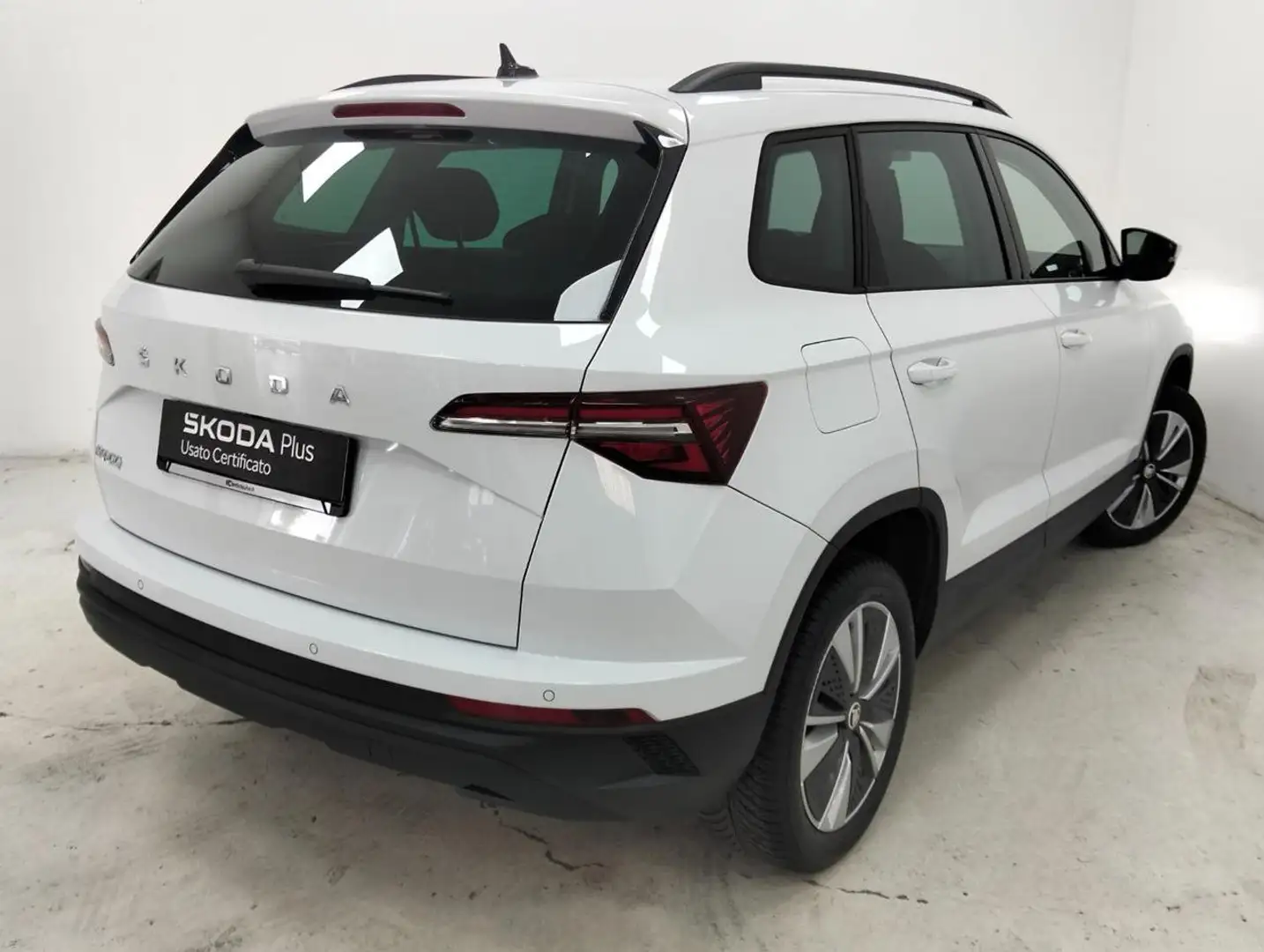 Skoda Karoq 2.0 TDI EVO SCR 115 CV DSG Ambition Bianco - 2