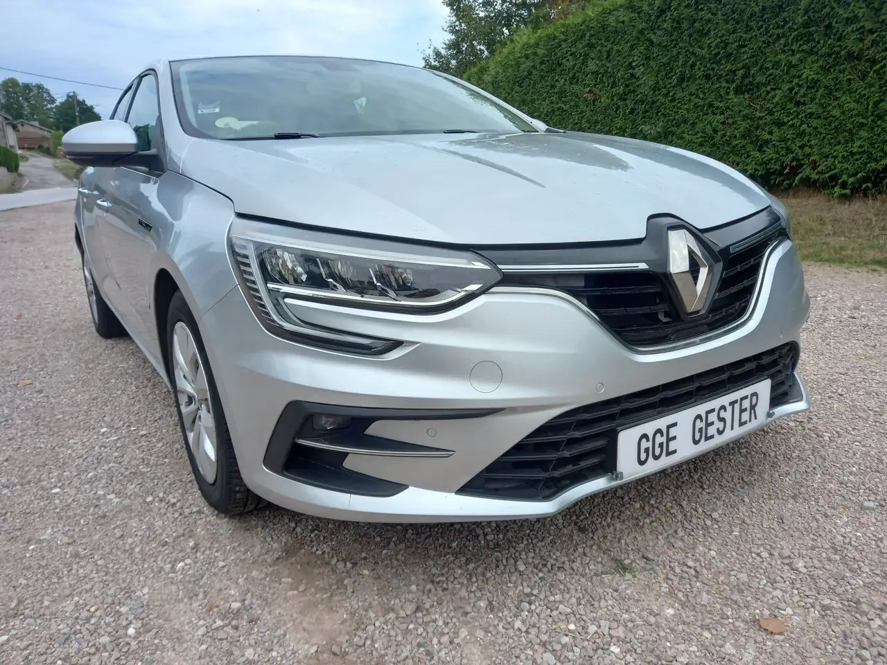 Renault Megane Berline — photo 2