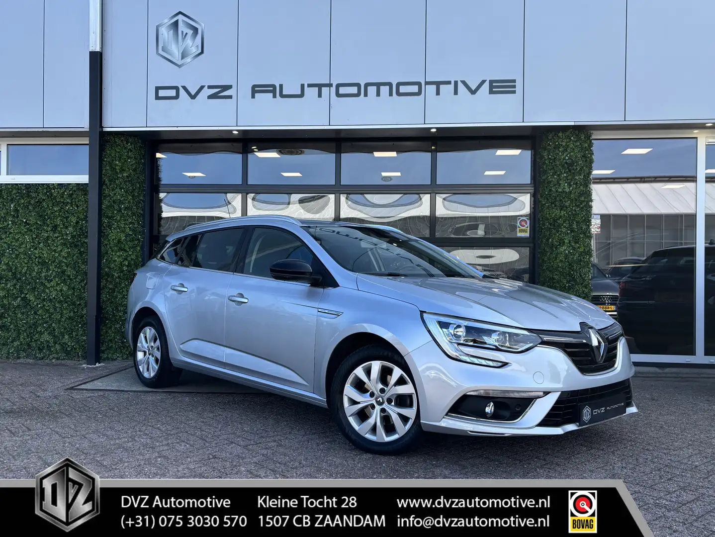 Renault Megane Estate 1.3 TCe Limited 116 PK LED | Navi | Cruise Zilver - 1