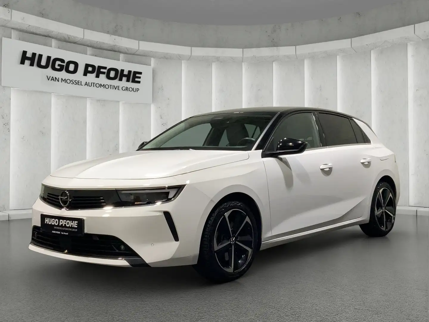 Opel Astra PHEV 1.6 Turbo Business Elegance | ACC | AGR | Int Weiß - 1