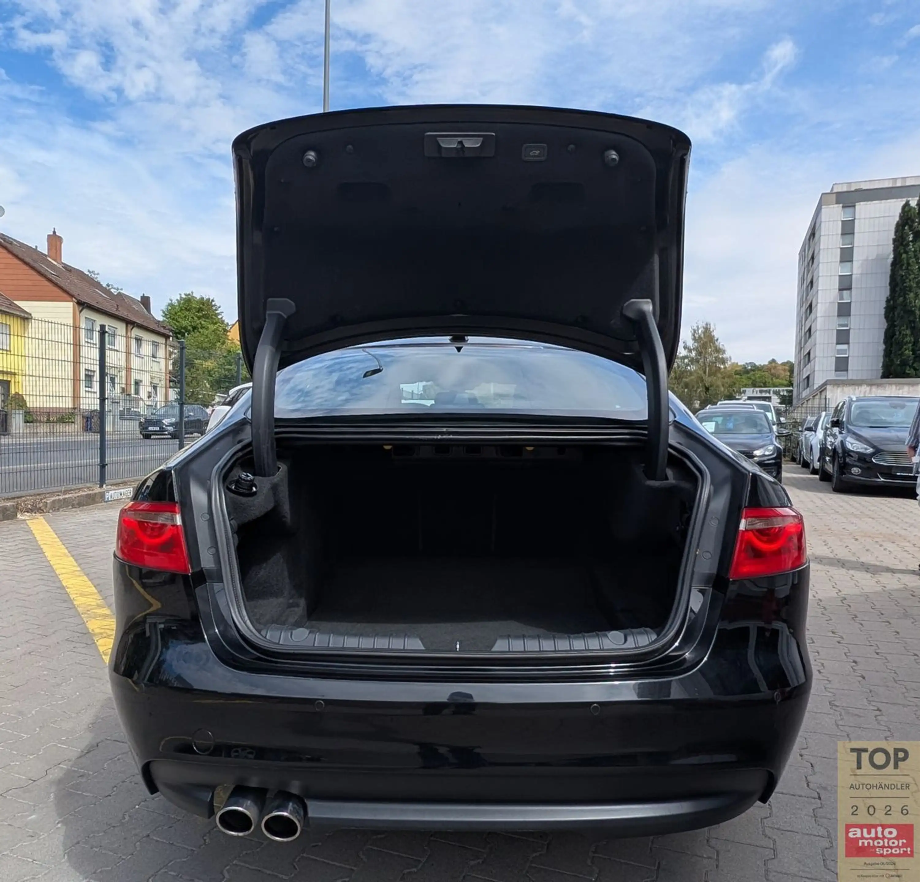 Jaguar XF 2.0d R-Sport AWD*2Hd*LED*PANO*HUD*RKam*Virtual — photo 11