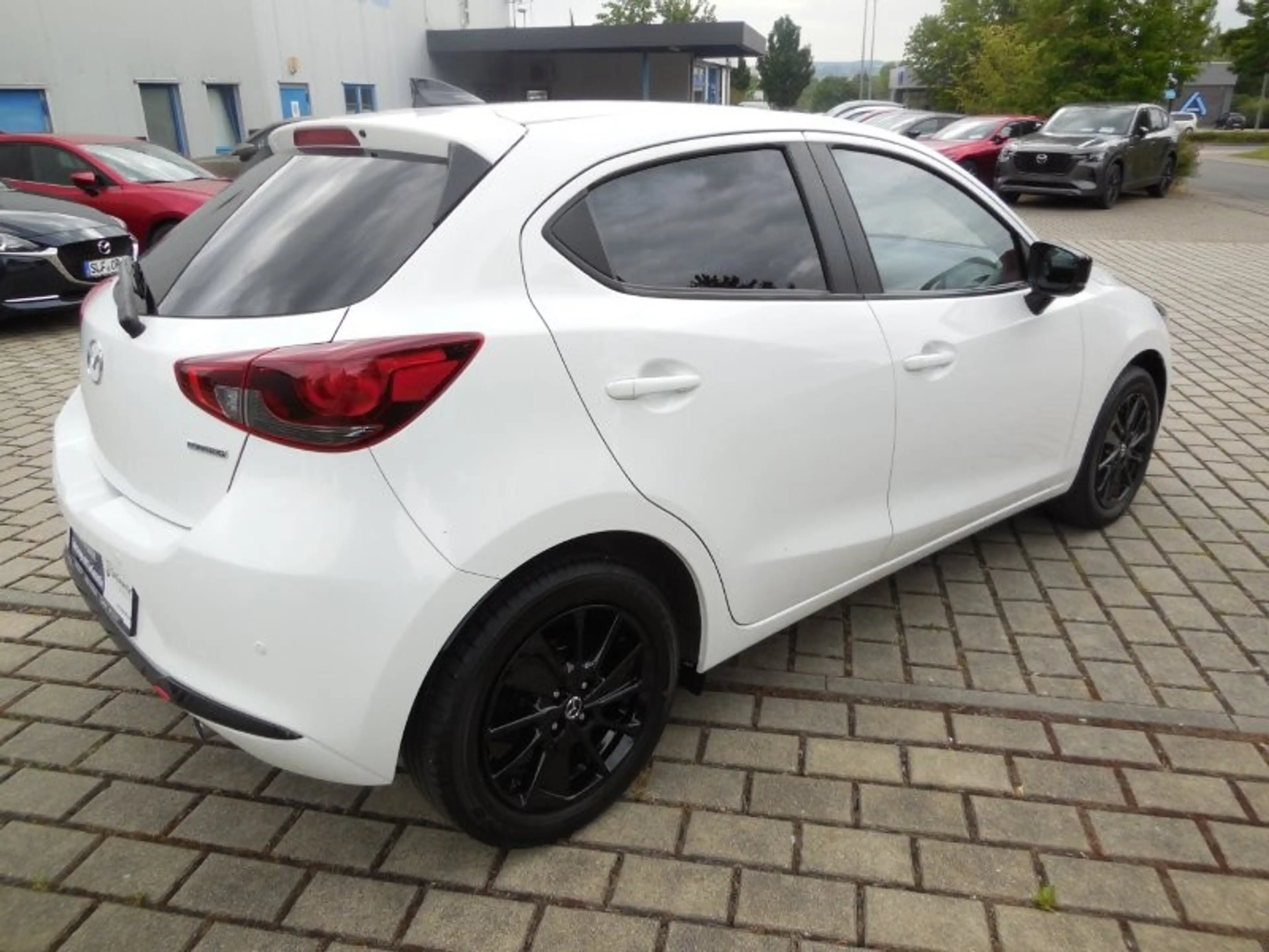 Mazda 2 1.5 e-SKYACTIV G 90PS HOMURA ...Sitz-& Lenkradheiz — photo 6