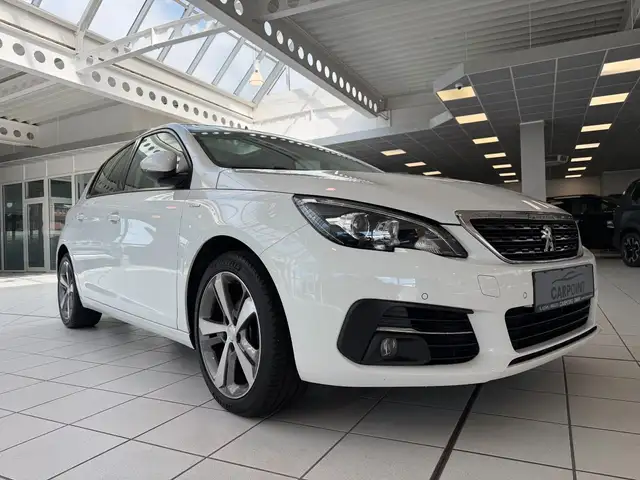 Peugeot 308 view 7