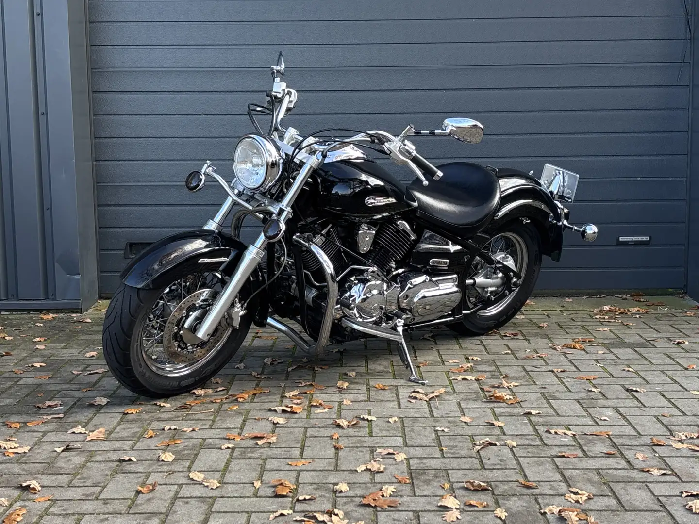 Yamaha XVS 1100 A Drag Star - Nederlandse motor - Open uitlaat - Zwart - 1