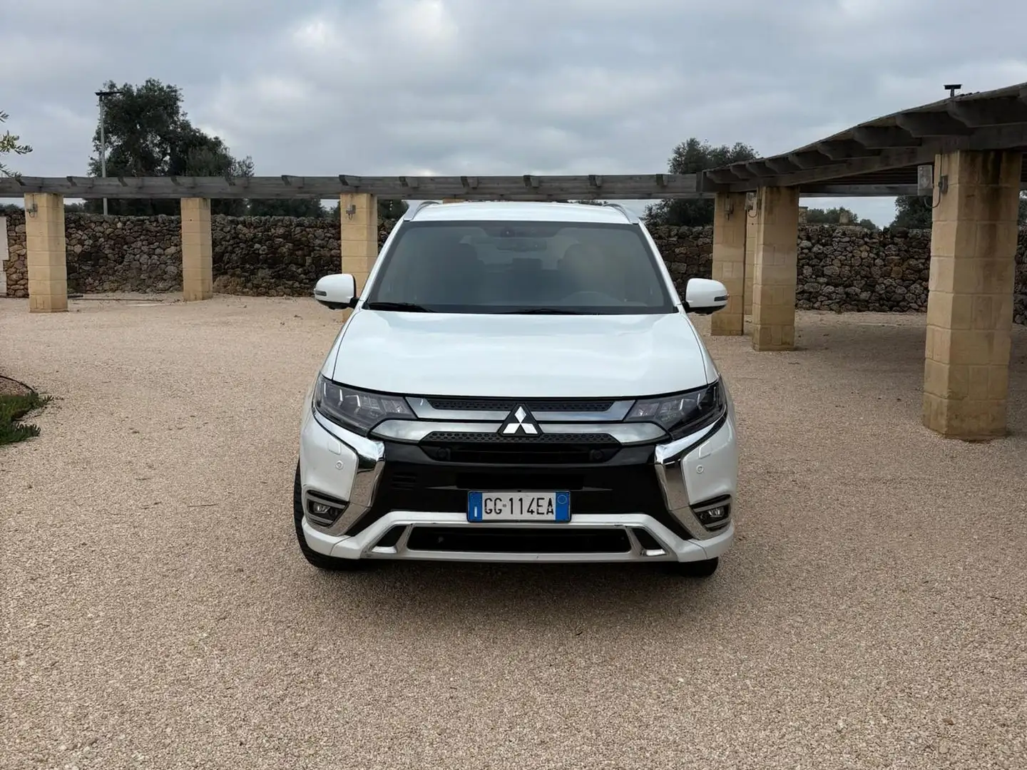Mitsubishi Outlander Outlander phev 2.4 Instyle Plus 4wd Bianco - 1