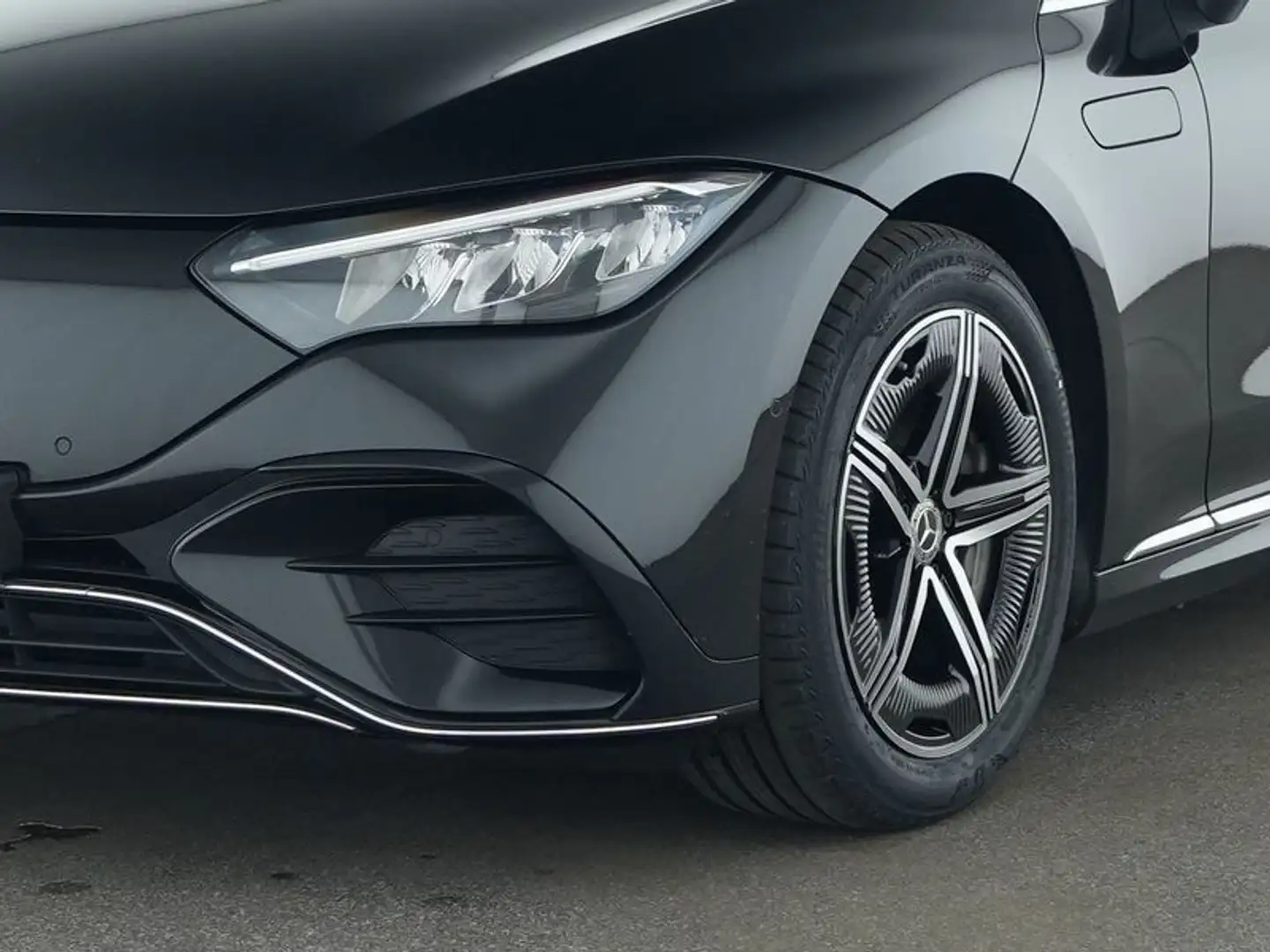 Mercedes-Benz EQE 500 4M AMG+Airmatic+Flex Pro+360+Sound+4xSHZ Schwarz - 2
