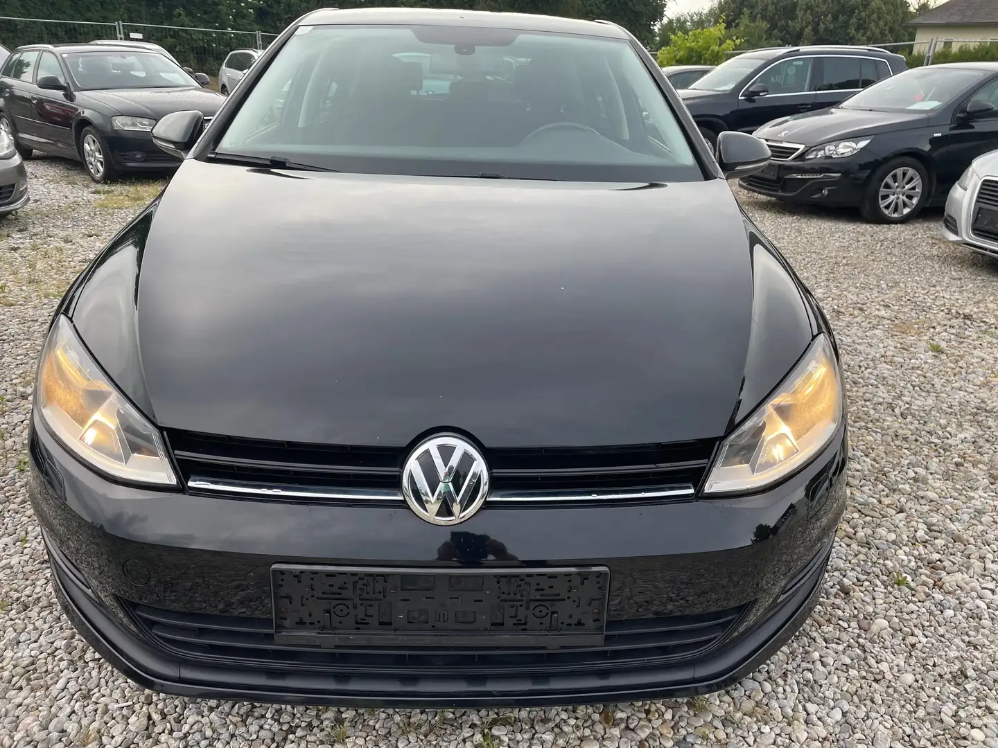 Volkswagen Golf 2,0 BMT TDI 4Motion+NEU PICKERL 4/2026+4MONAT Schwarz - 2