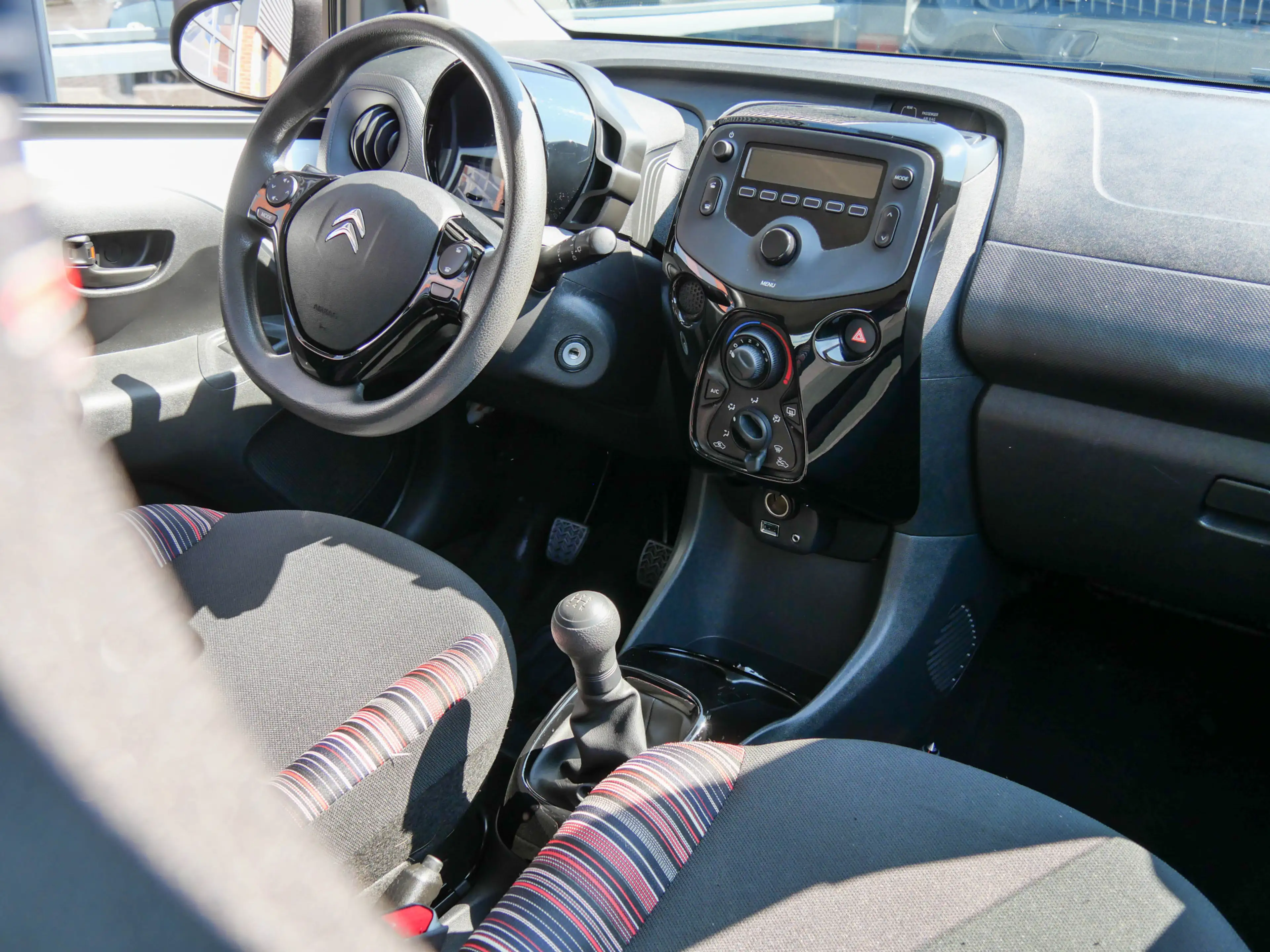 Citroen C1 1.0 VTi Feel | BLUETOOTH | CRUISE CONTROL | — photo 3