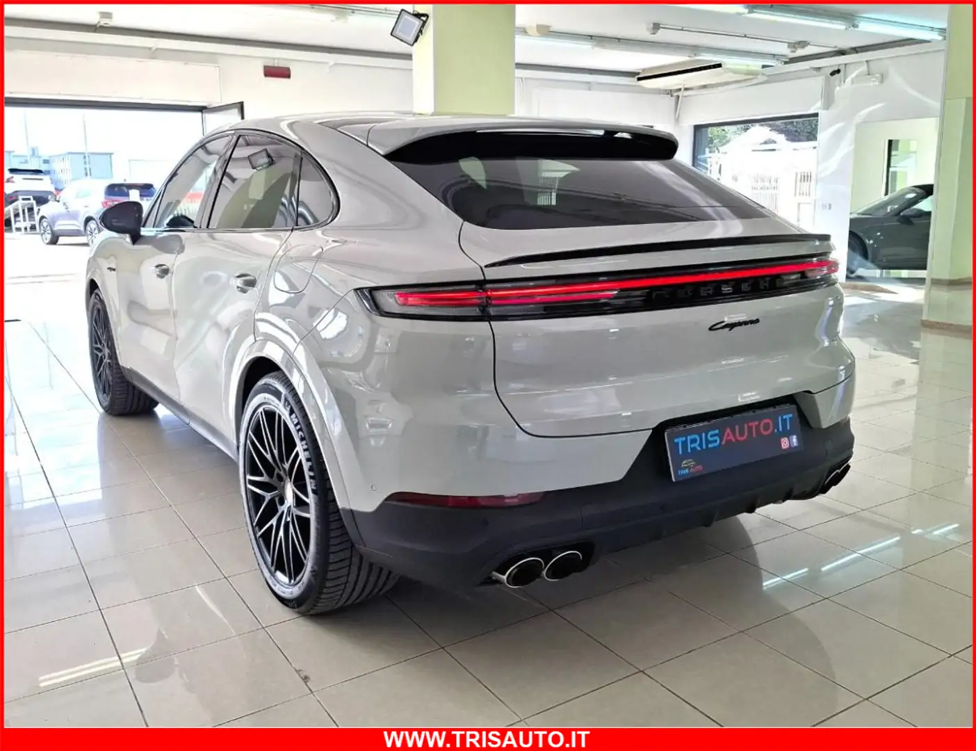 Porsche Cayenne Coupè ACCONTO LEASING 3.0 E-Hybrid 2026 ITALIA Grigio - 2