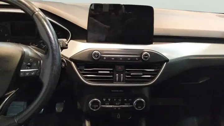 Ford Focus 2020, foto 10