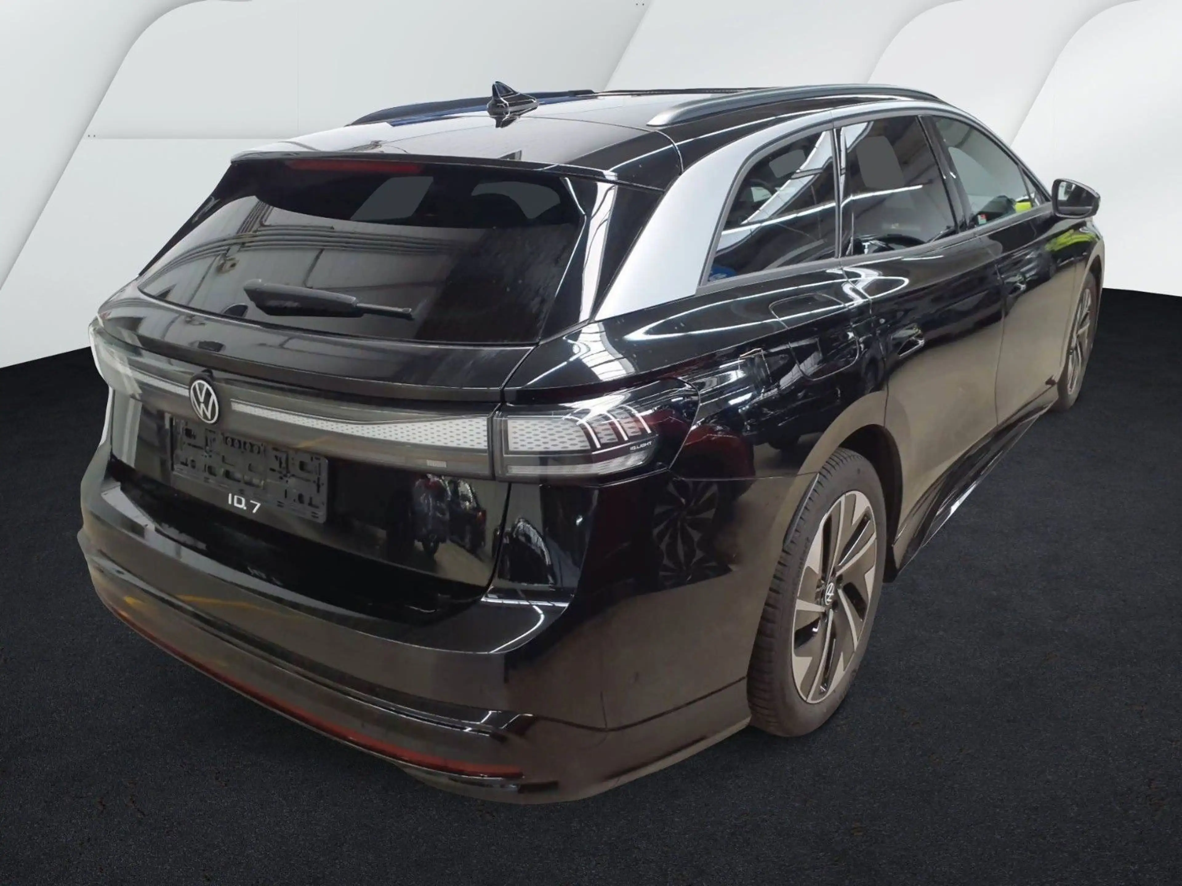 Volkswagen ID.7 Tourer Pro 82/77 kWh W-Pumpe AHZ Matrix — photo 2