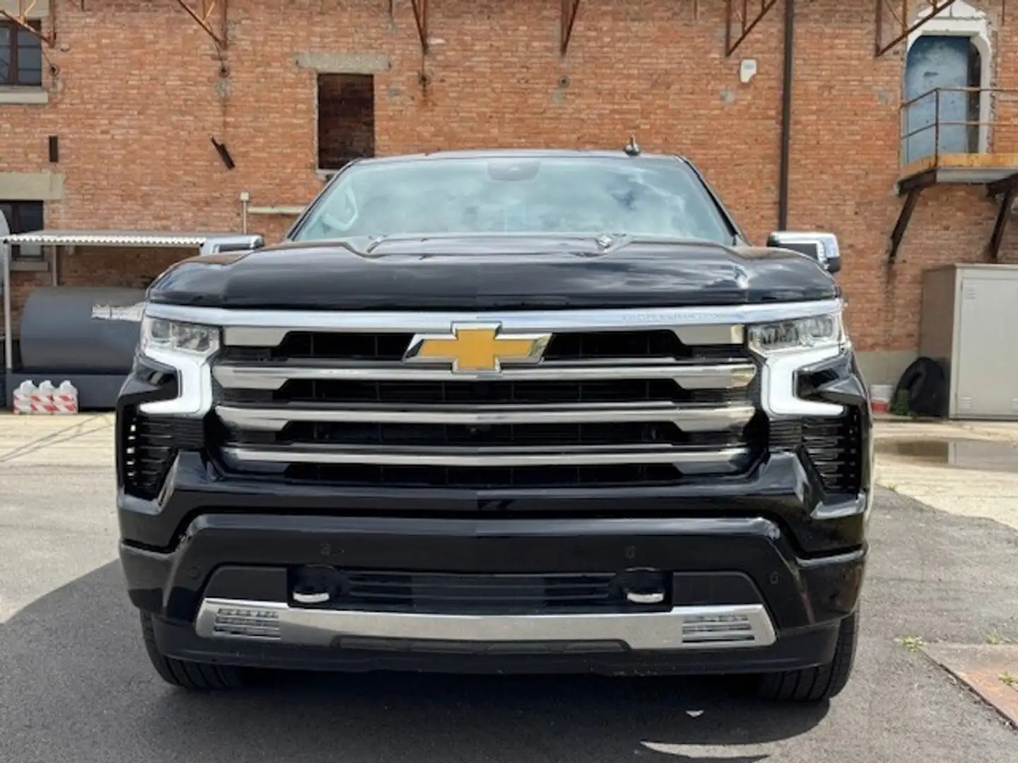 Chevrolet Silverado 6.2 V8 HIGH COUNTRY NEW MODEL 2025 Nero - 2