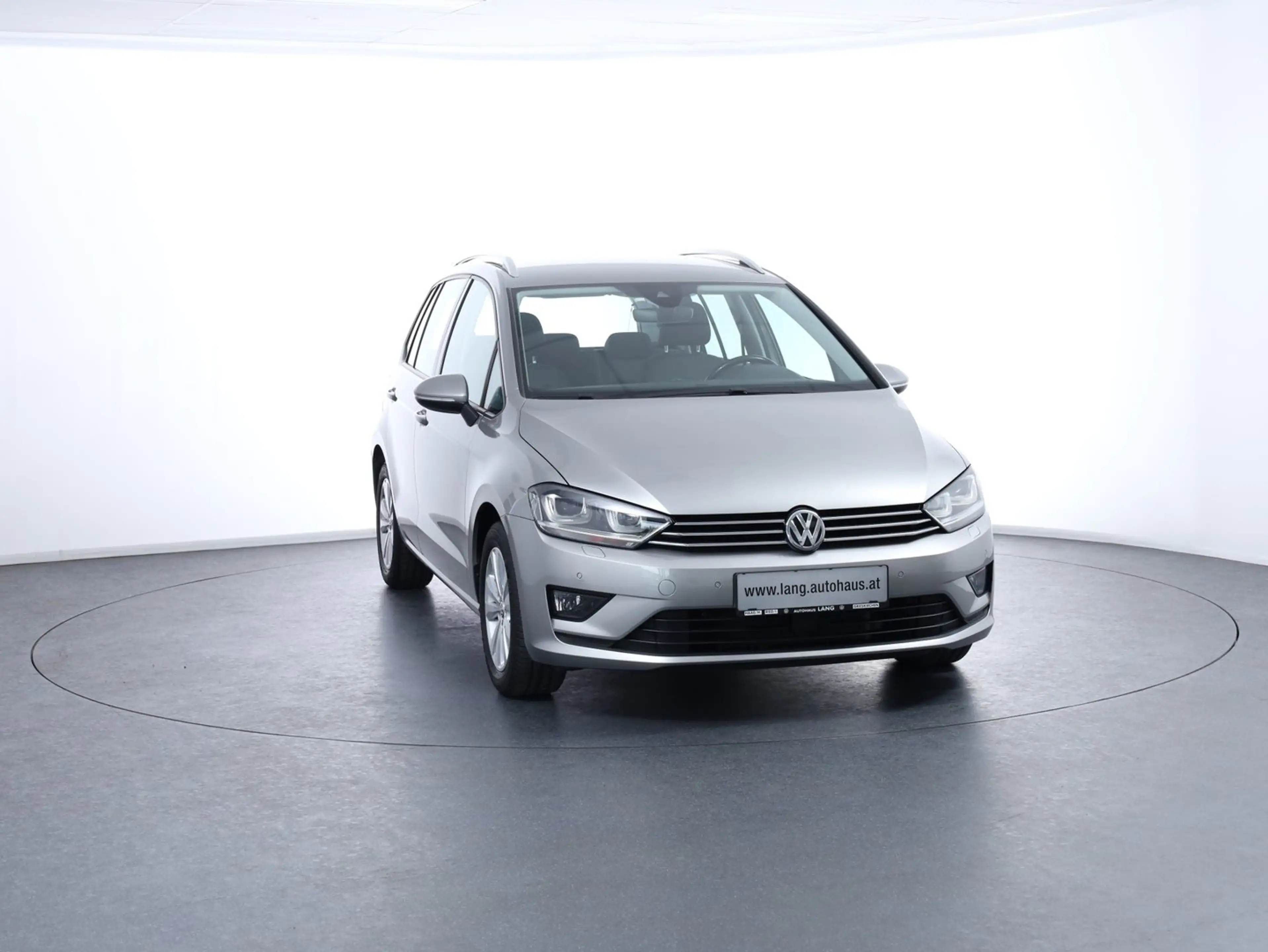 Volkswagen Golf Sportsvan Comfortline BMT 1,4 TSI D — photo 2