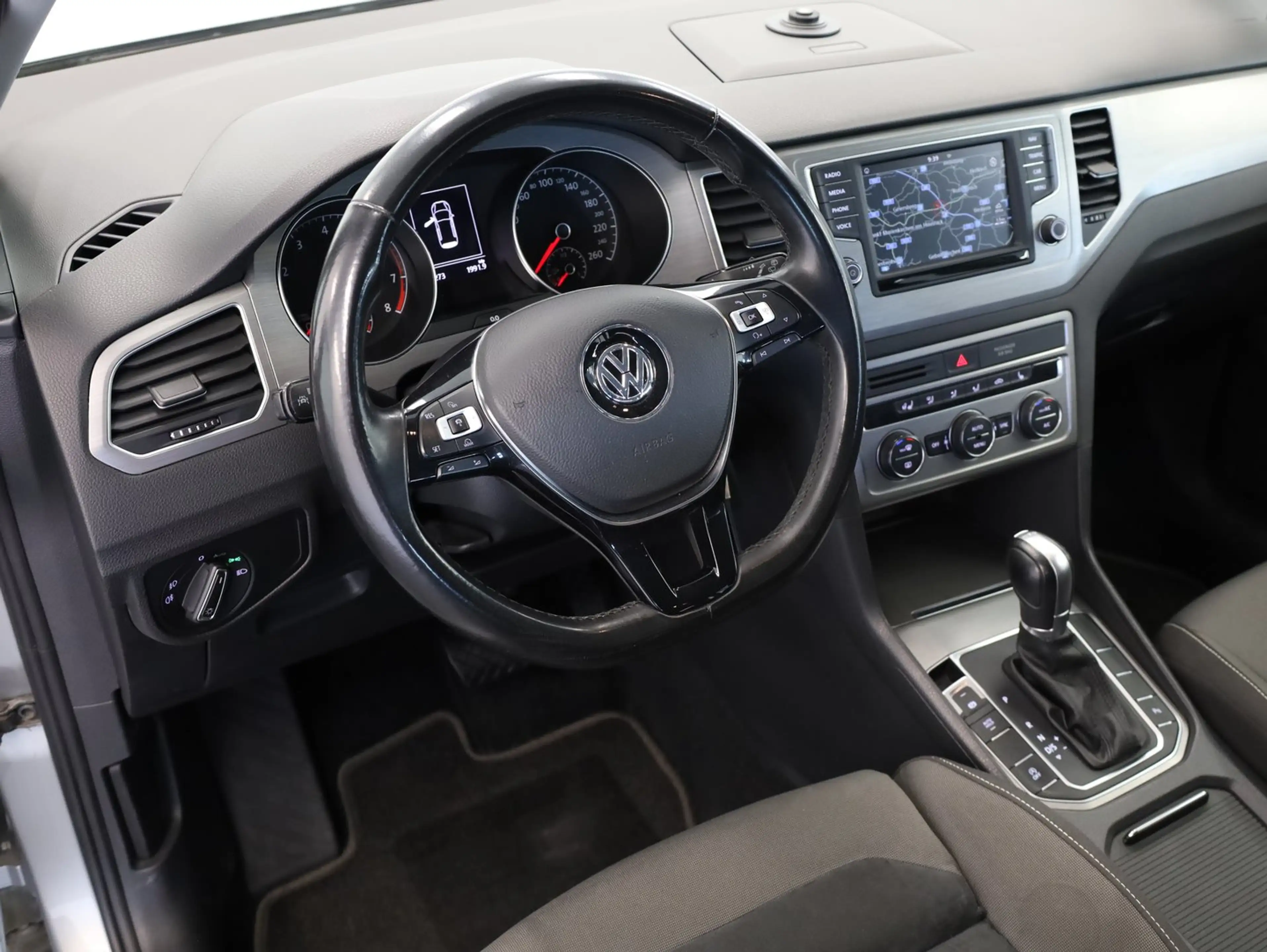 Volkswagen Golf Sportsvan Comfortline BMT 1,4 TSI D — photo 13