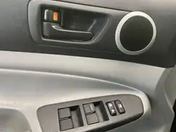 Toyota Tacoma снимка Toyota Tacoma