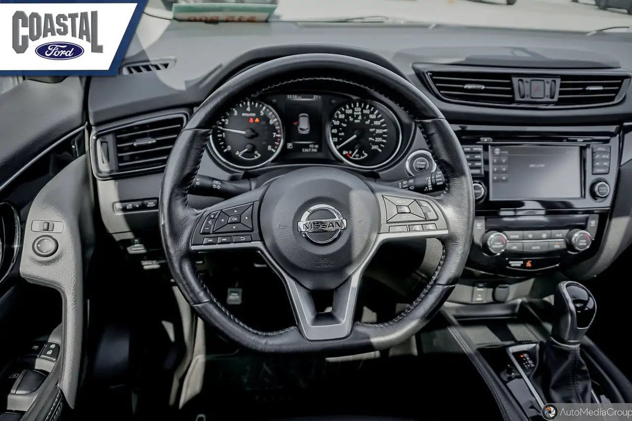 Nissan Qashqai снимка Nissan Qashqai
