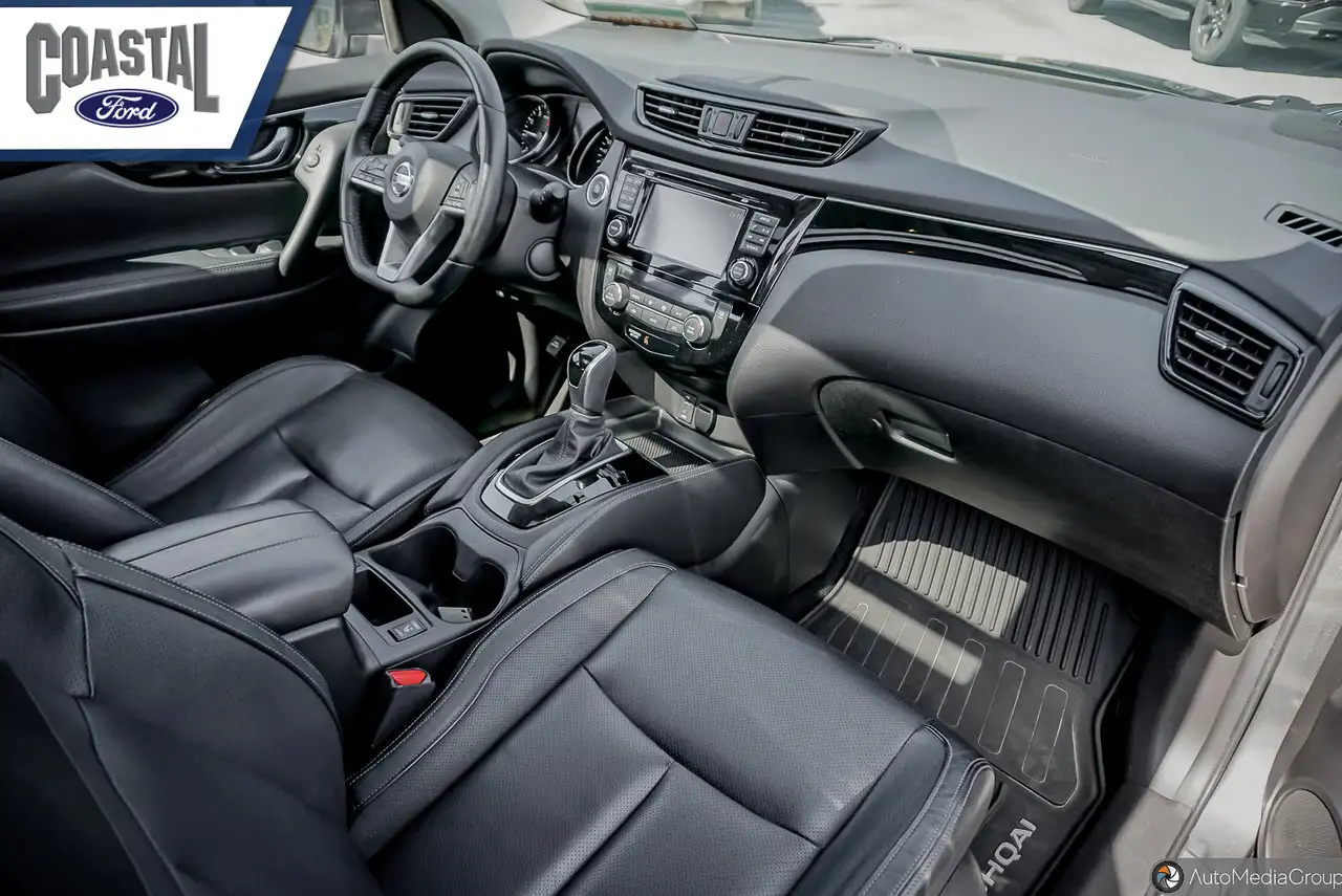 Nissan Qashqai снимка Nissan Qashqai