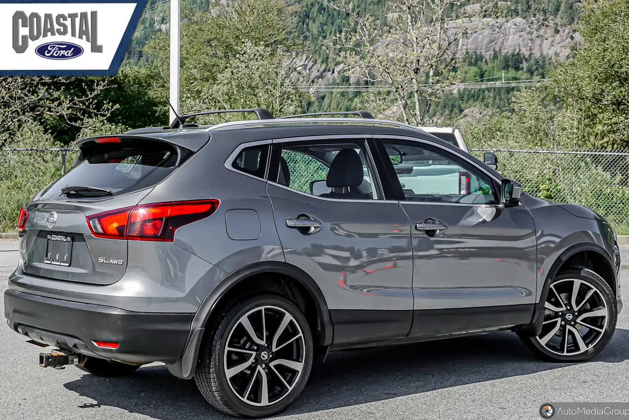 Nissan Qashqai снимка Nissan Qashqai