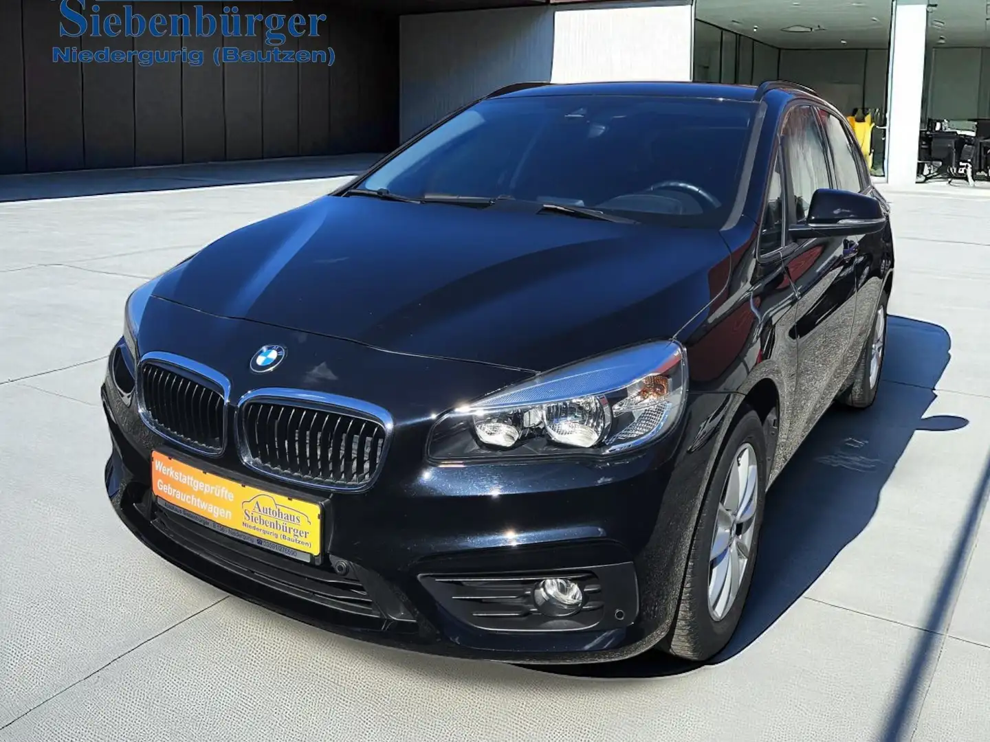 BMW 218 218 i Advantage Schwarz - 1