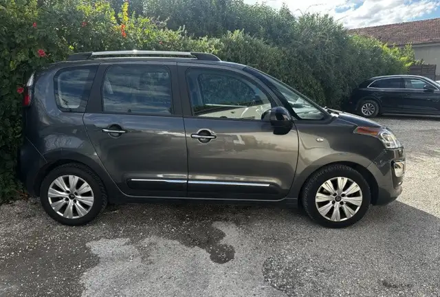 Citroen C3 Picasso view 6