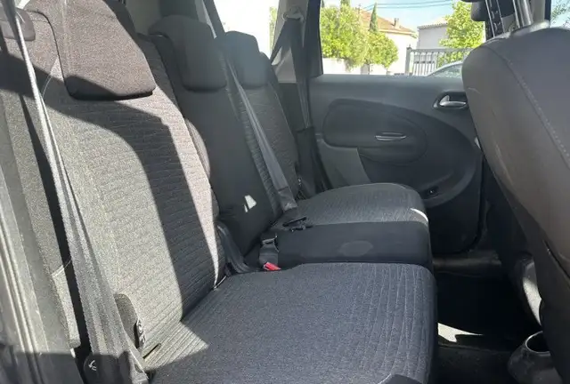 Citroen C3 Picasso view 12