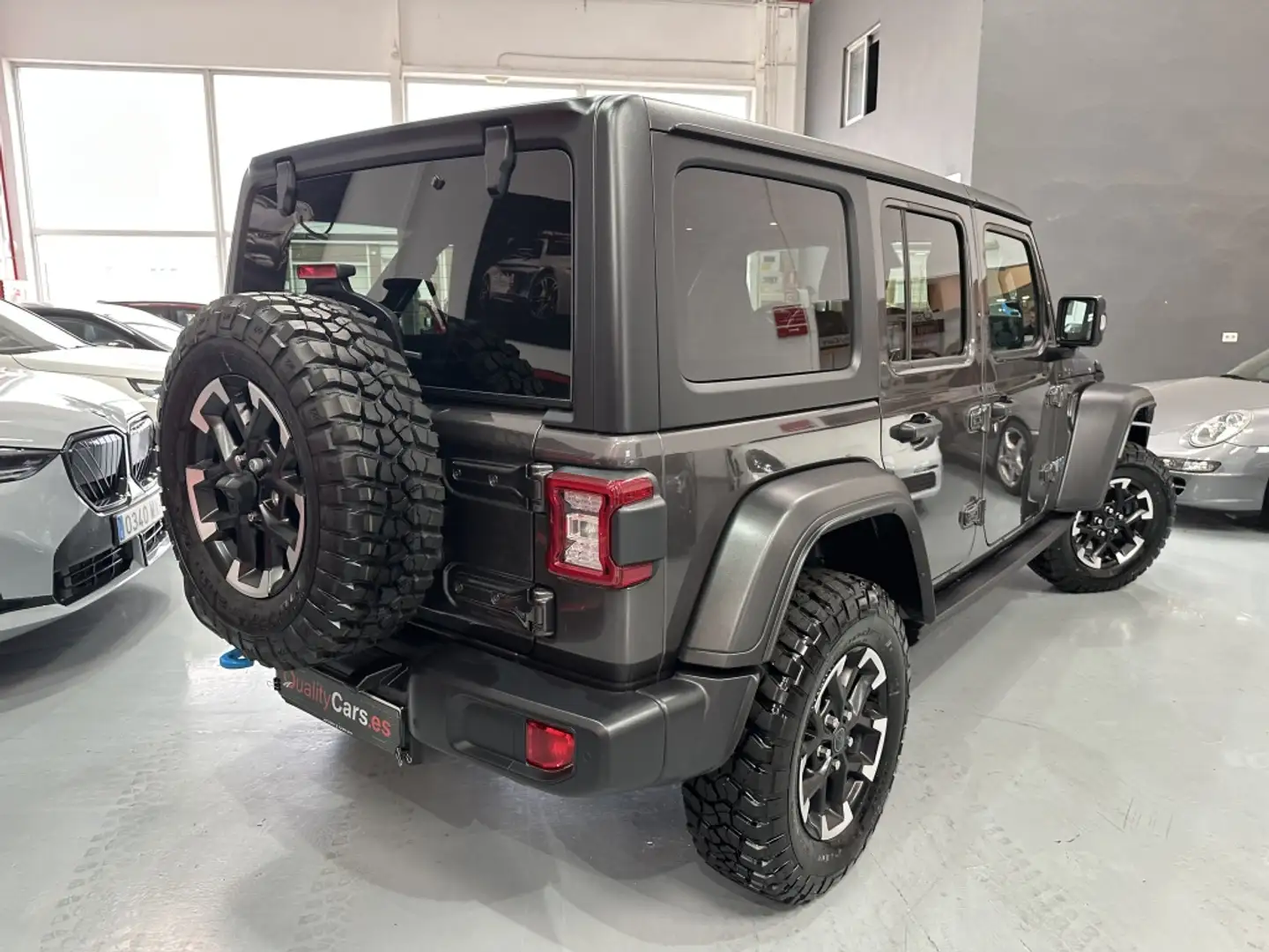 Jeep Wrangler Unlimited 2.0 4xe Rubicon 8ATX 280KW Gris - 2