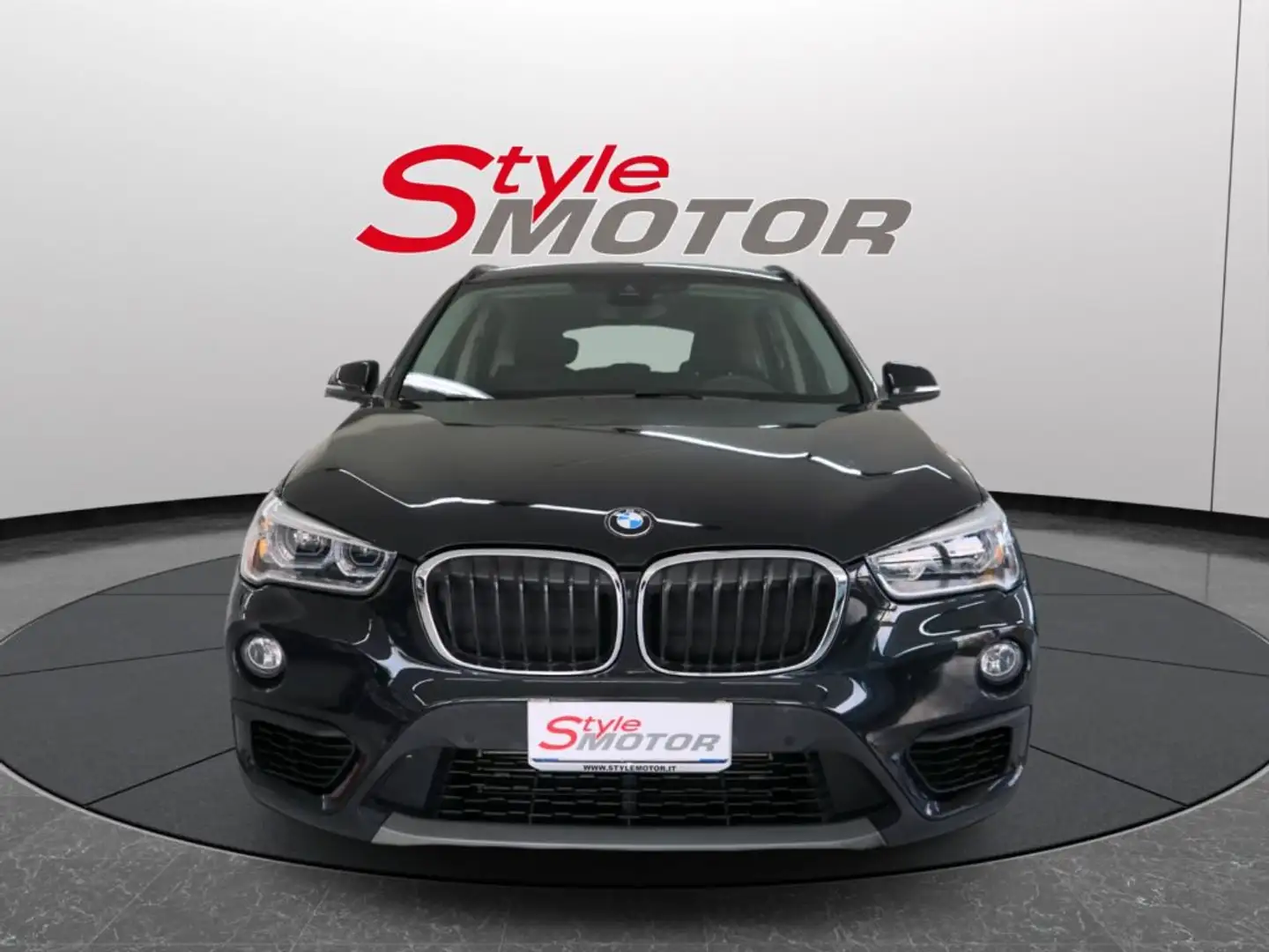 BMW X1 sDrive18d Business Uniprop. Italiana Certificata Nero - 1