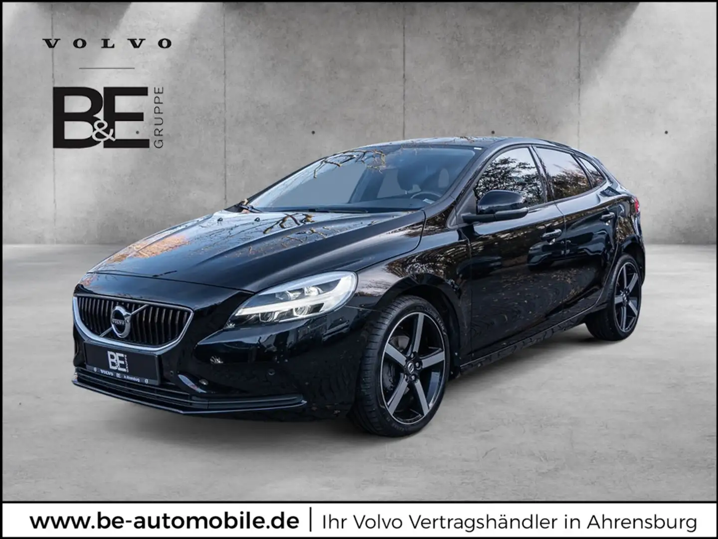 Volvo V40 D2 Momentum LED SHZ 18 Zoll Schwarz - 1