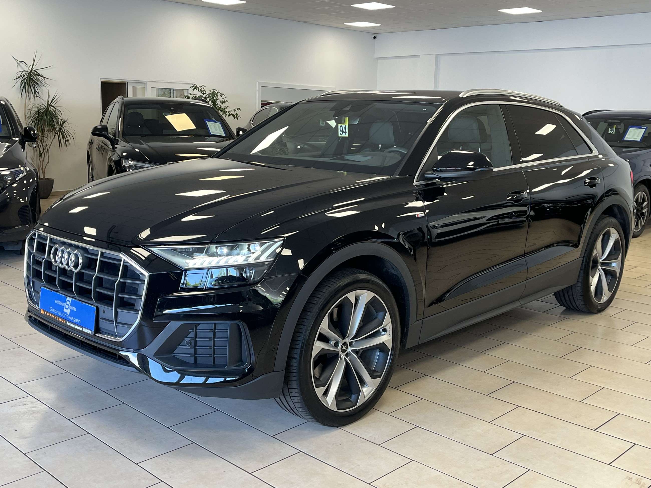 Second hand Audi Q8 